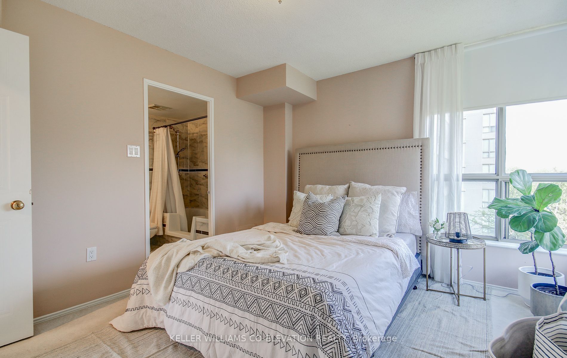 1110 Walden Circle #510