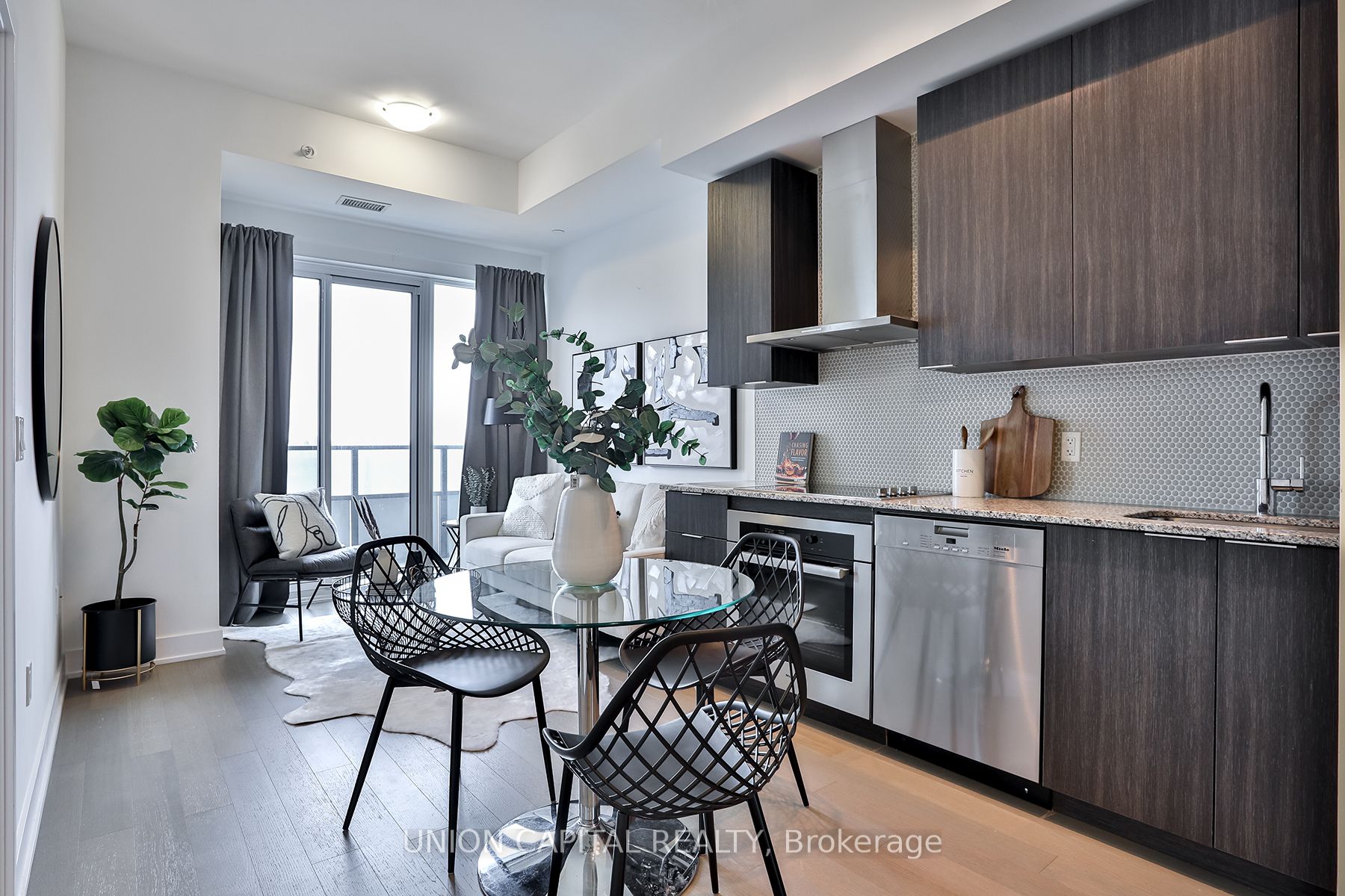 20 Shore Breeze Drive #LPH02B