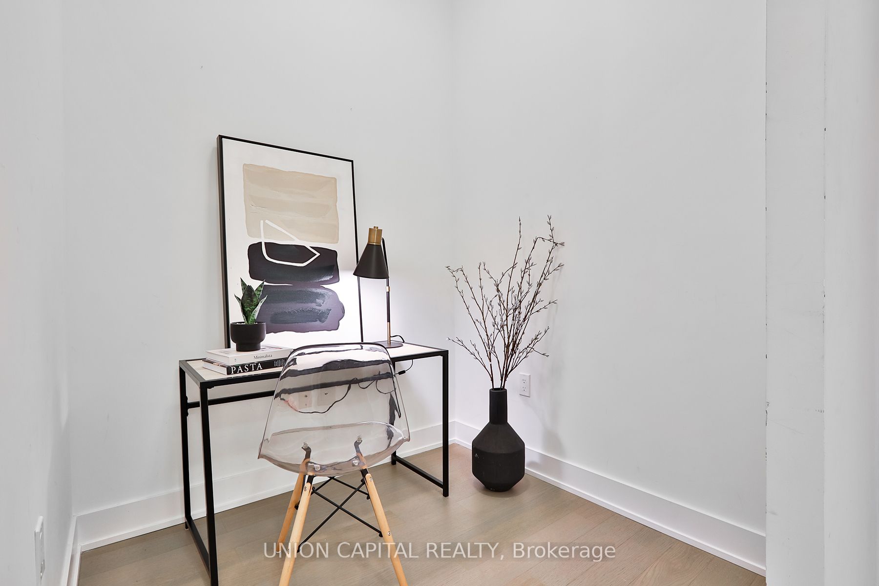 20 Shore Breeze Drive #LPH02B