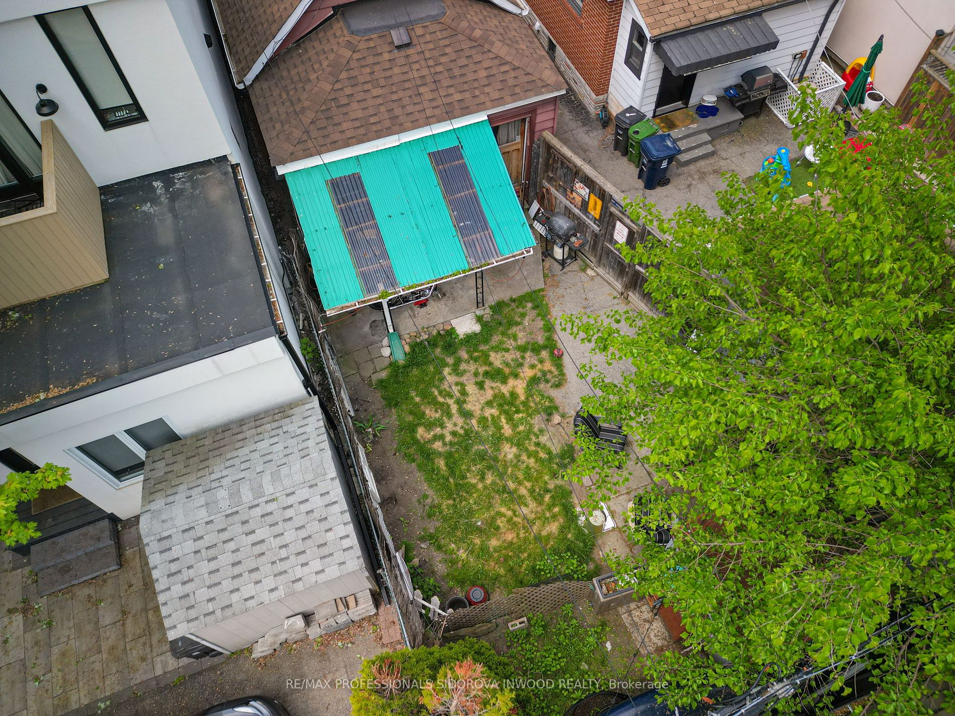 703 Willard Avenue