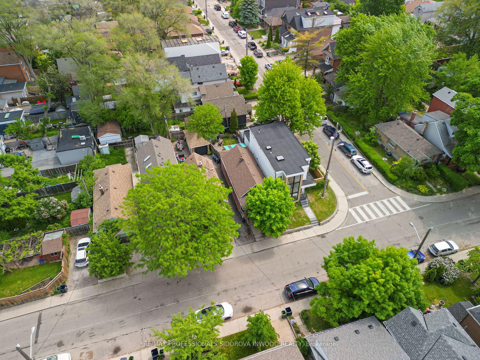 703 Willard Avenue