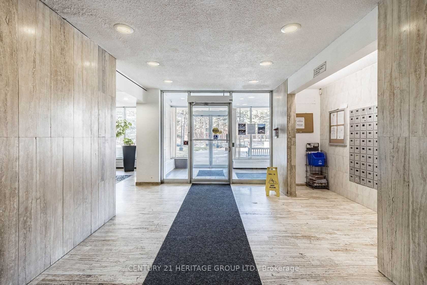 345 Driftwood Ave, #1206