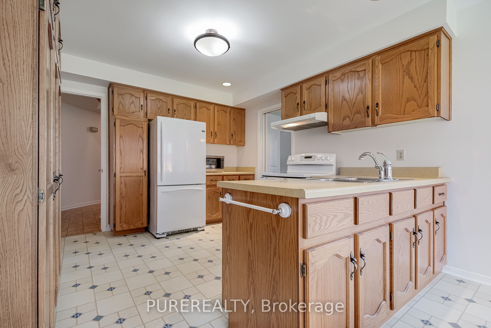 551 Kastelic Place
