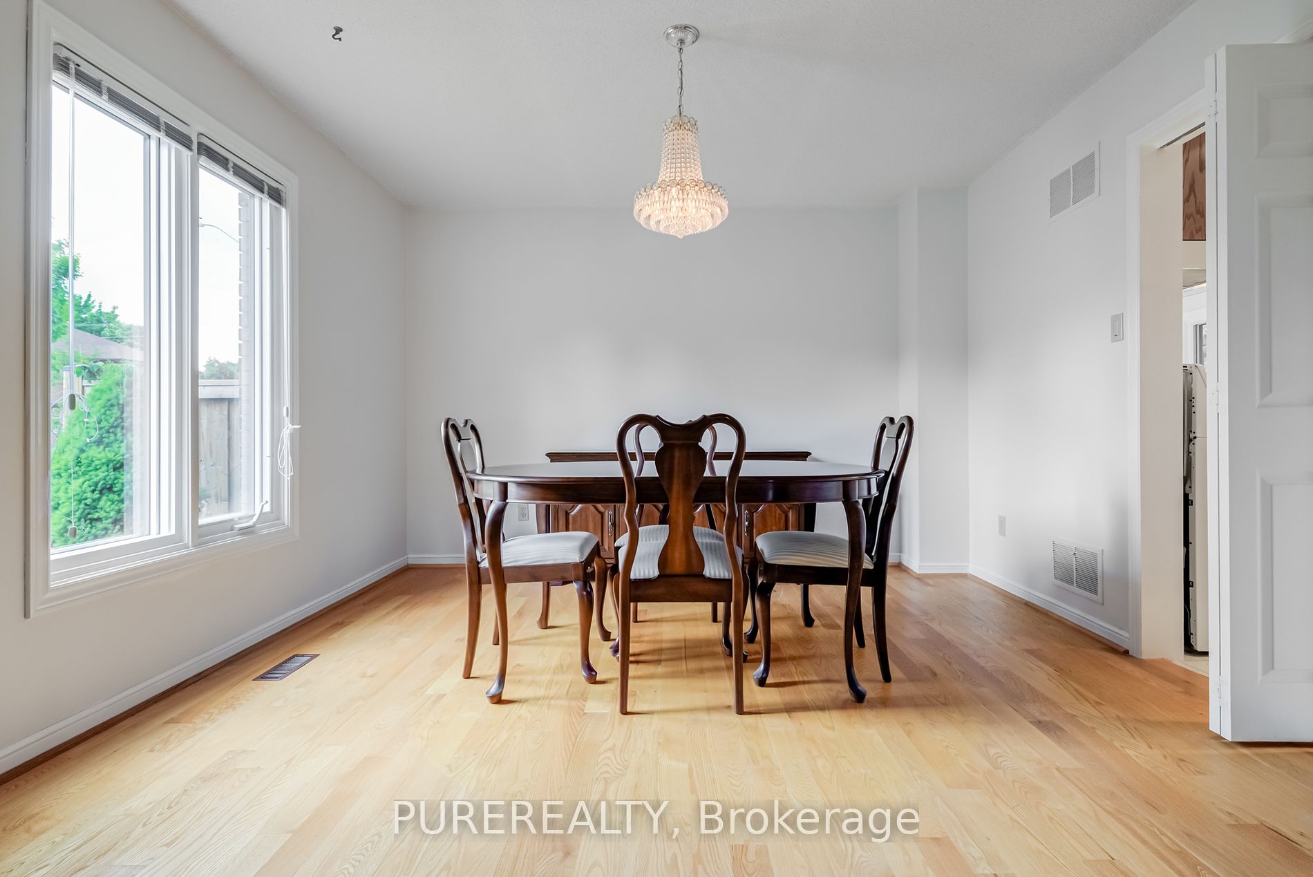 551 Kastelic Place