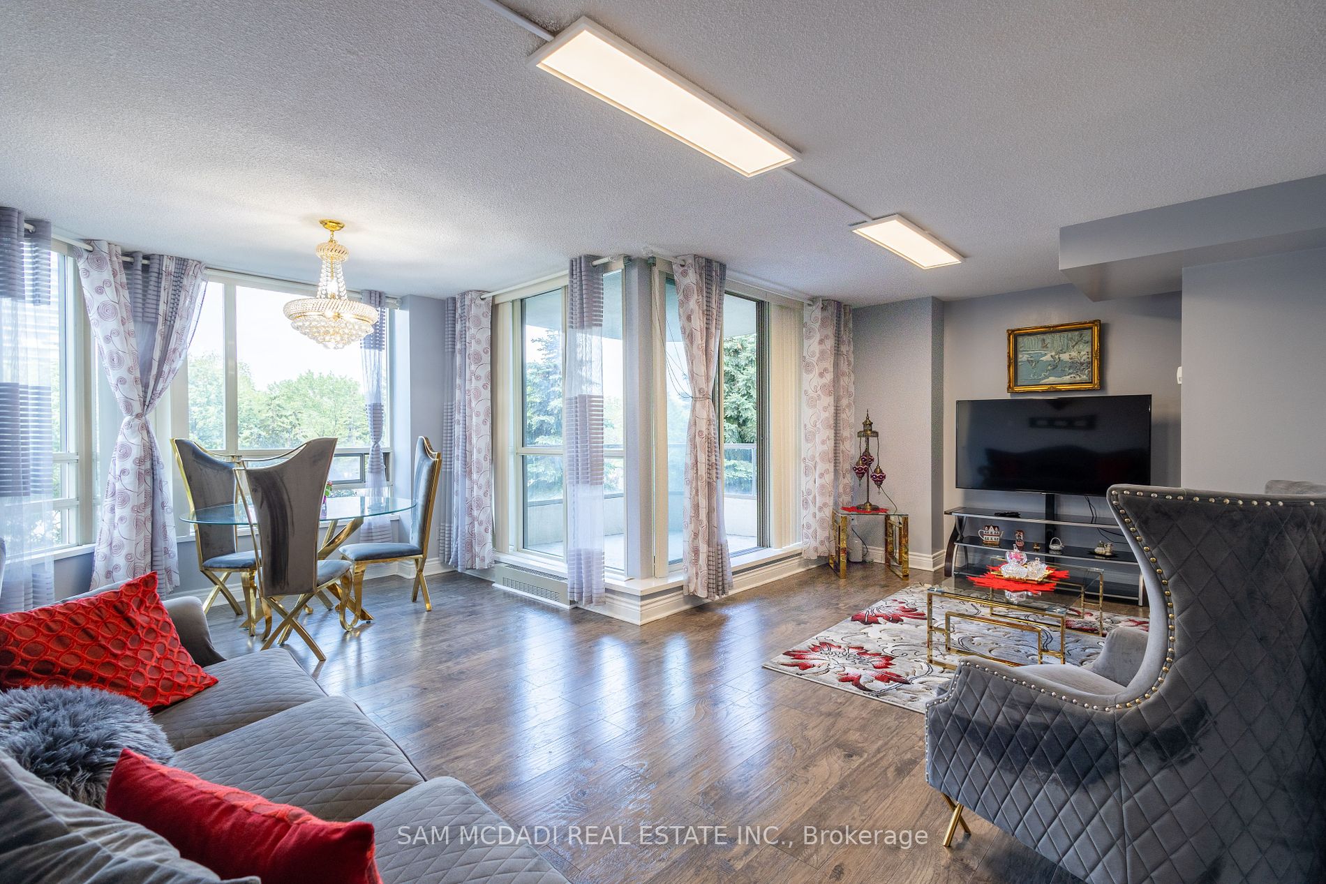 75 King Street E #201