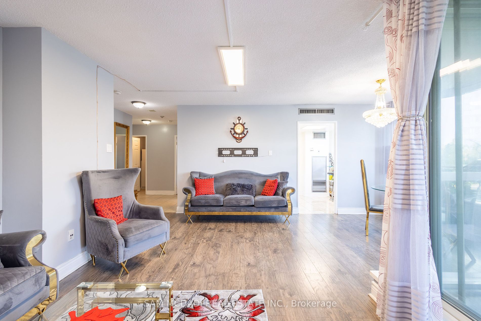 75 King Street E #201