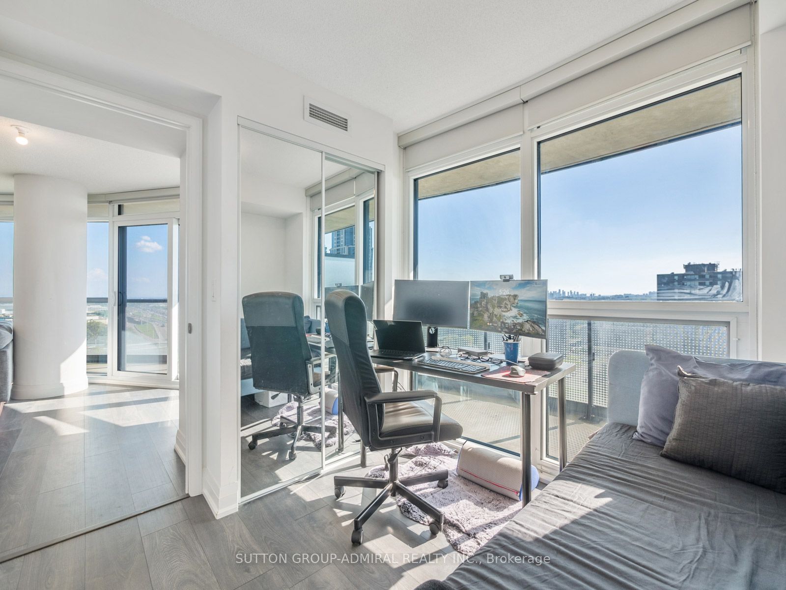 30 Gibbs Rd, #1409