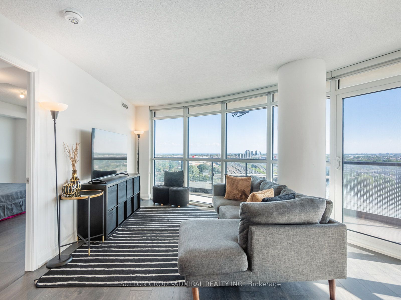 30 Gibbs Rd, #1409