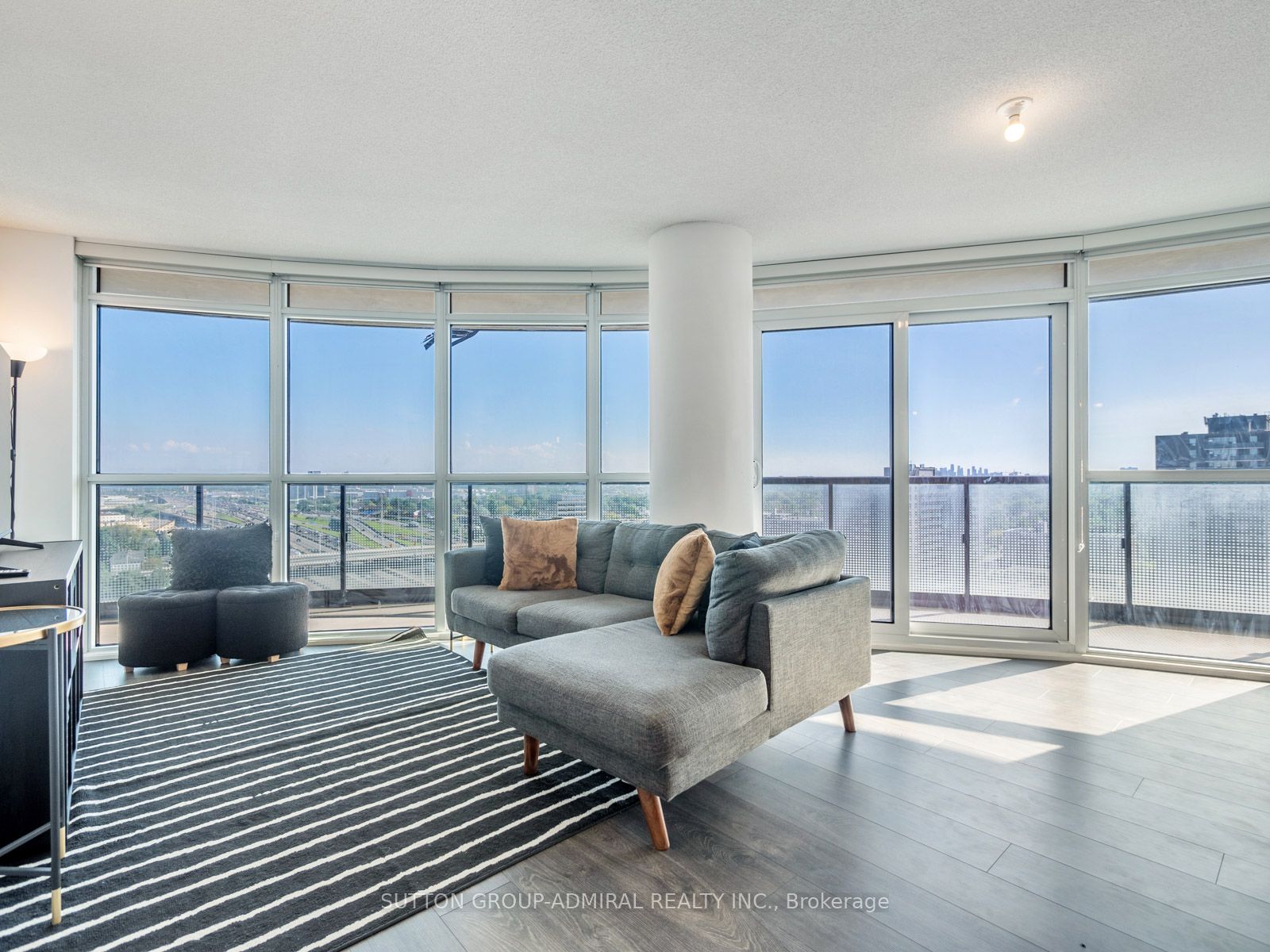 30 Gibbs Rd, #1409