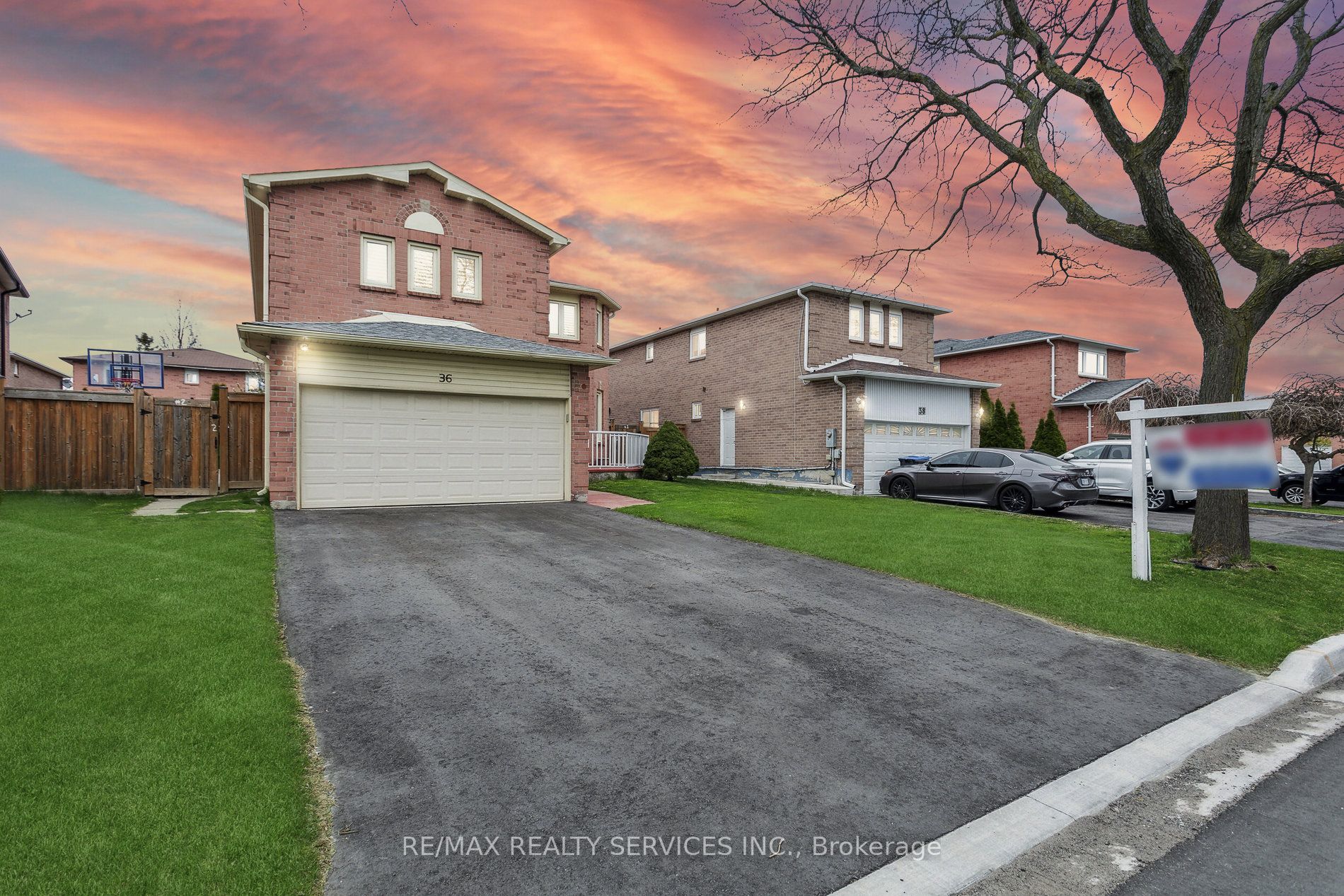 36 Smye Crt