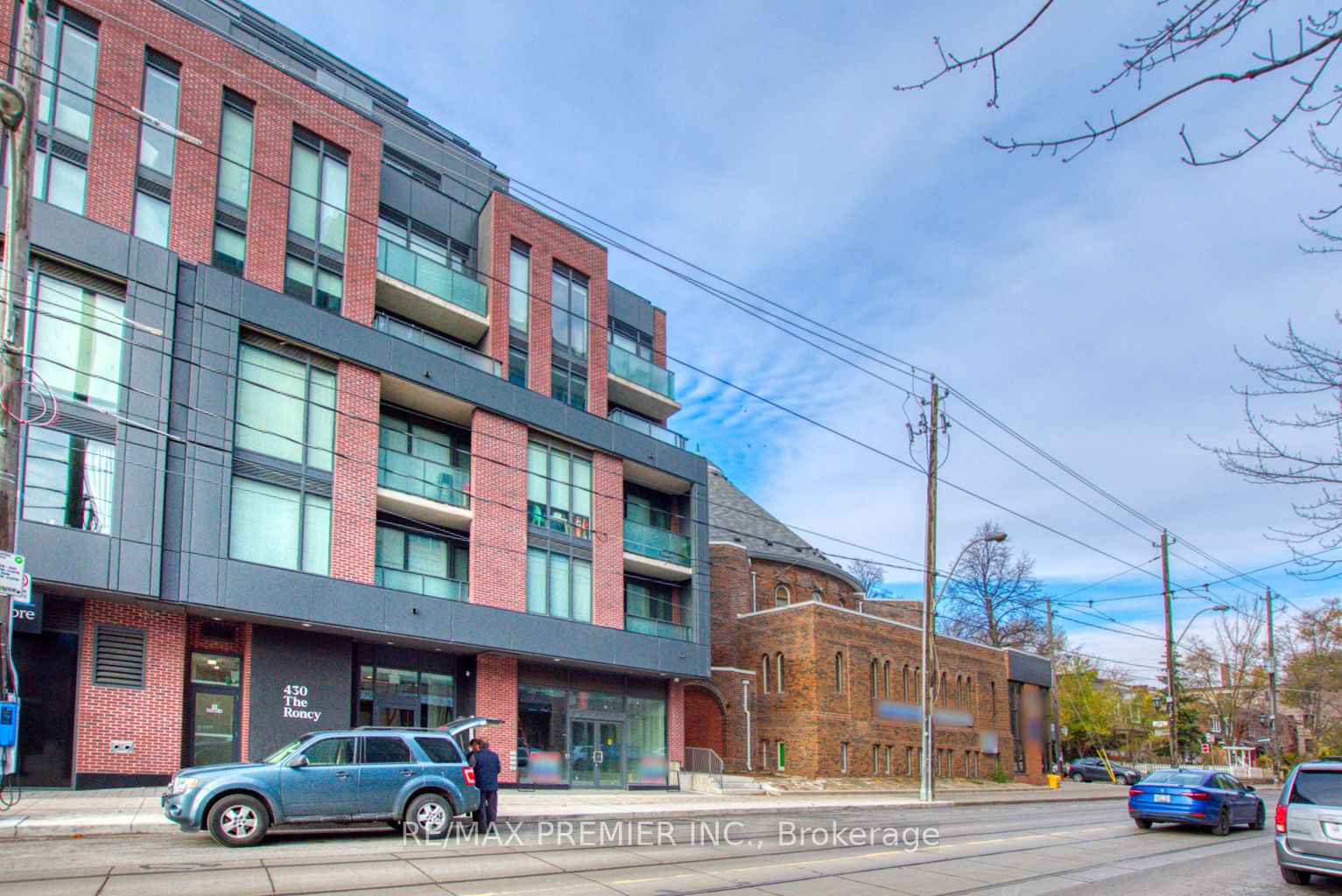 430 Roncesvalles Avenue, #105