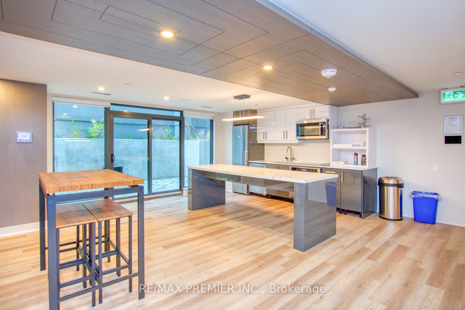 430 Roncesvalles Avenue, #105