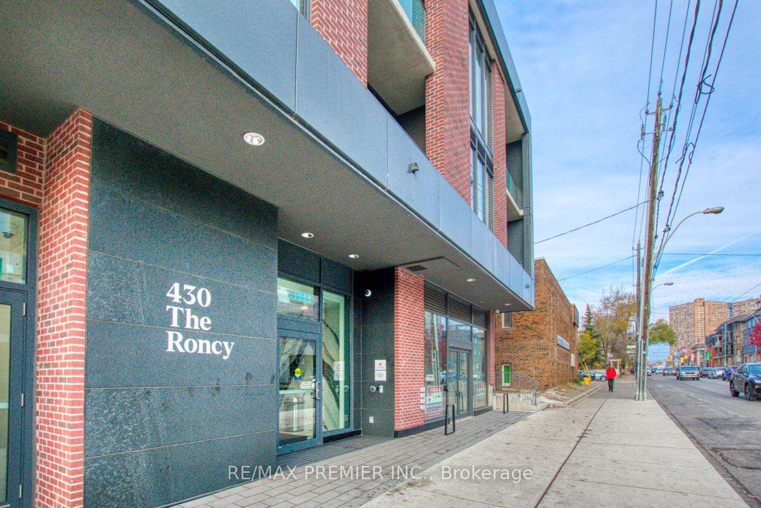 430 Roncesvalles Avenue, #105