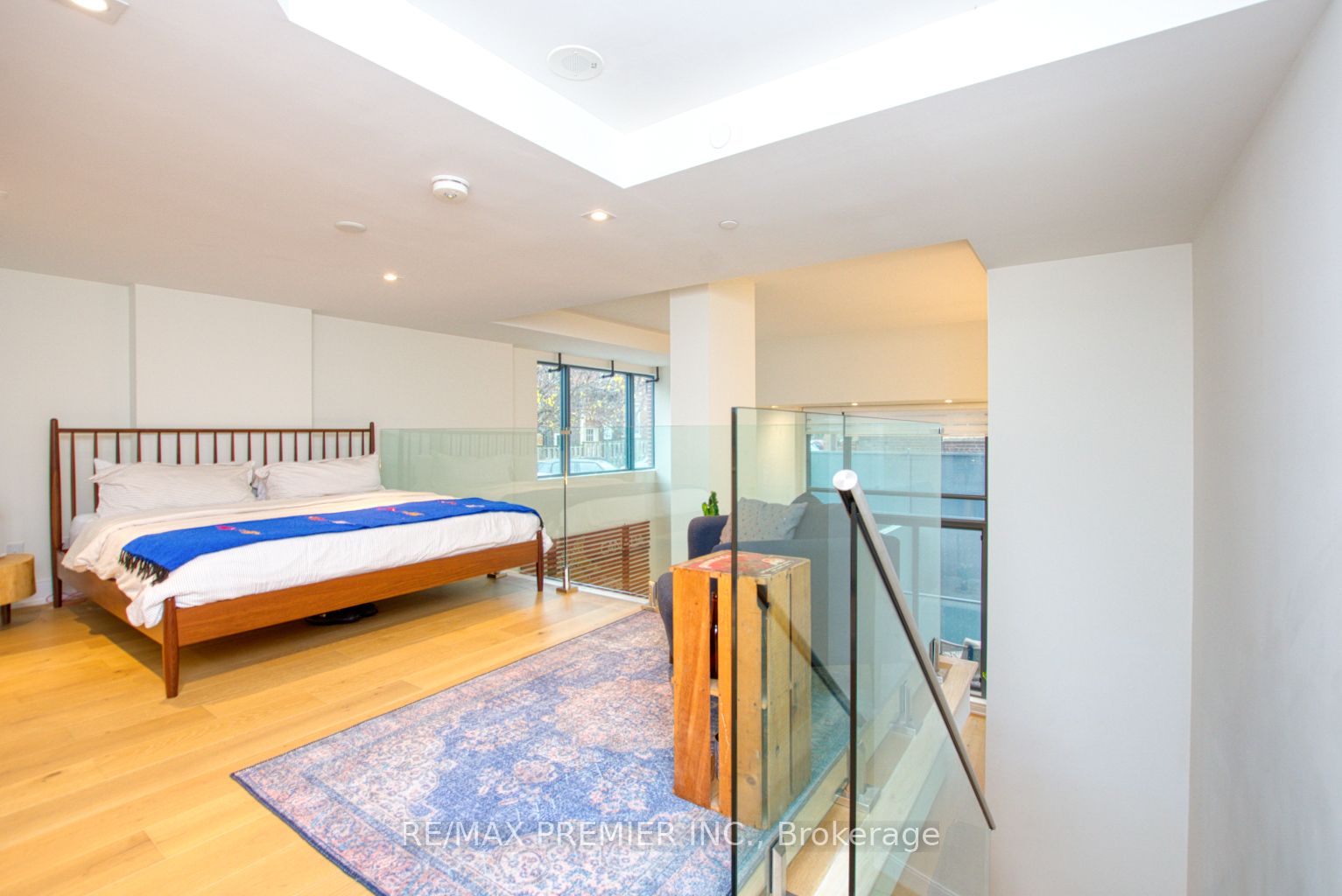 430 Roncesvalles Avenue, #105