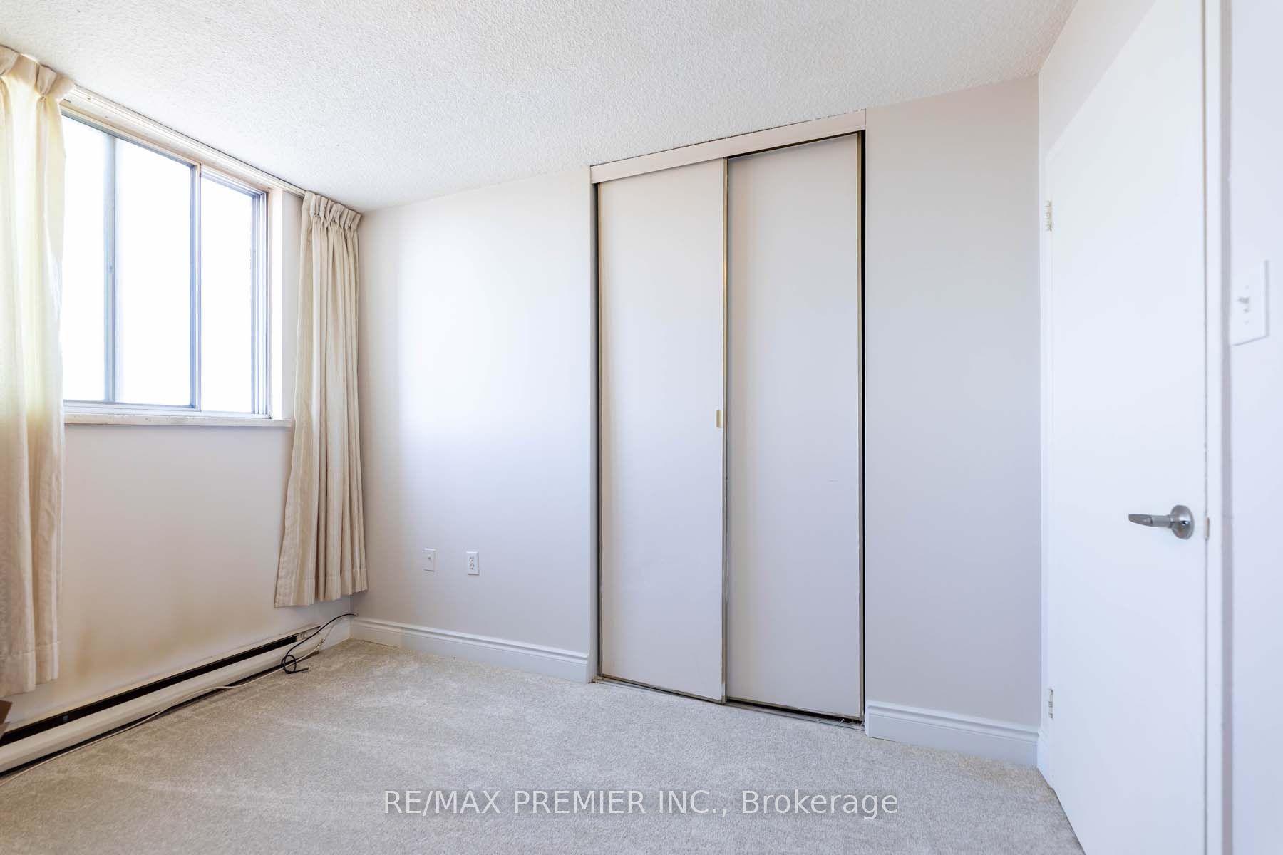 49 Silverstone Dr, #1108