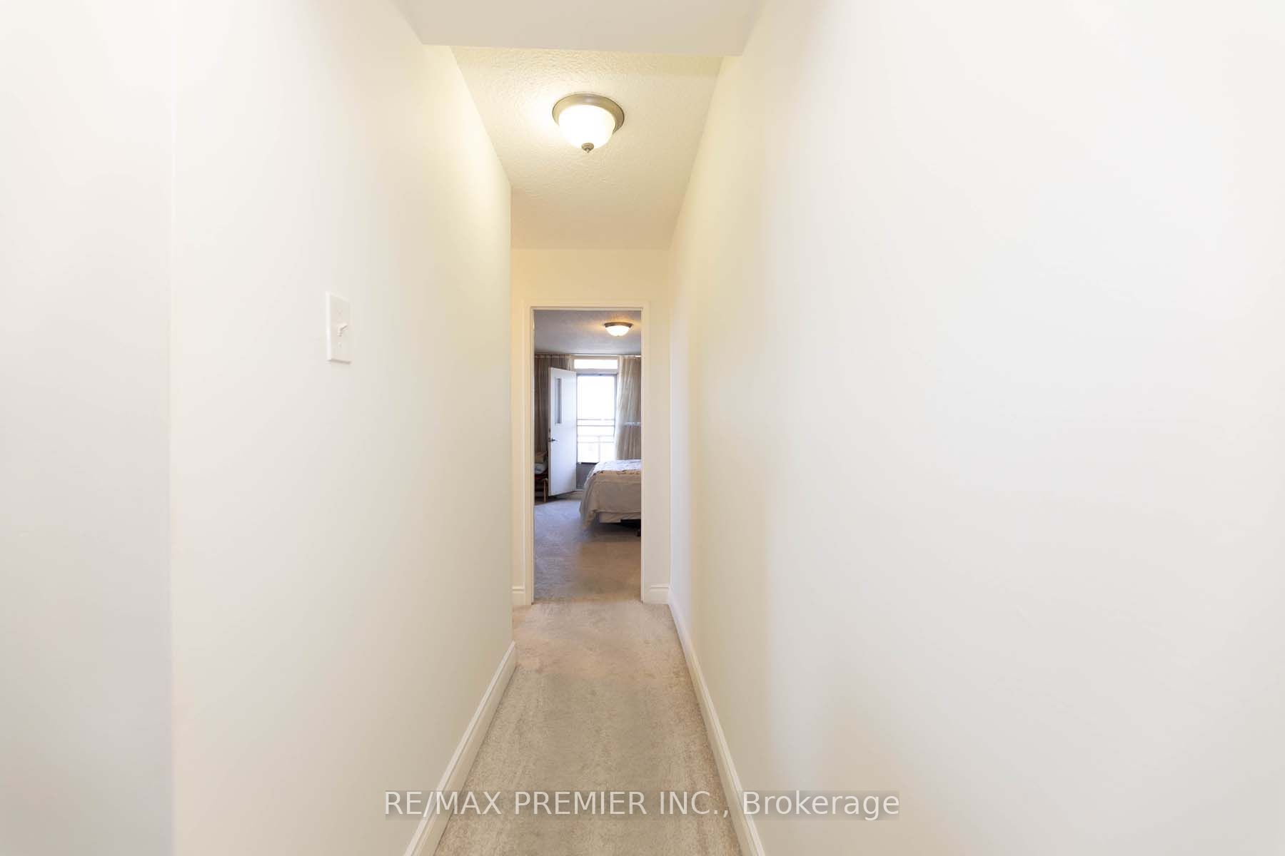 49 Silverstone Dr, #1108