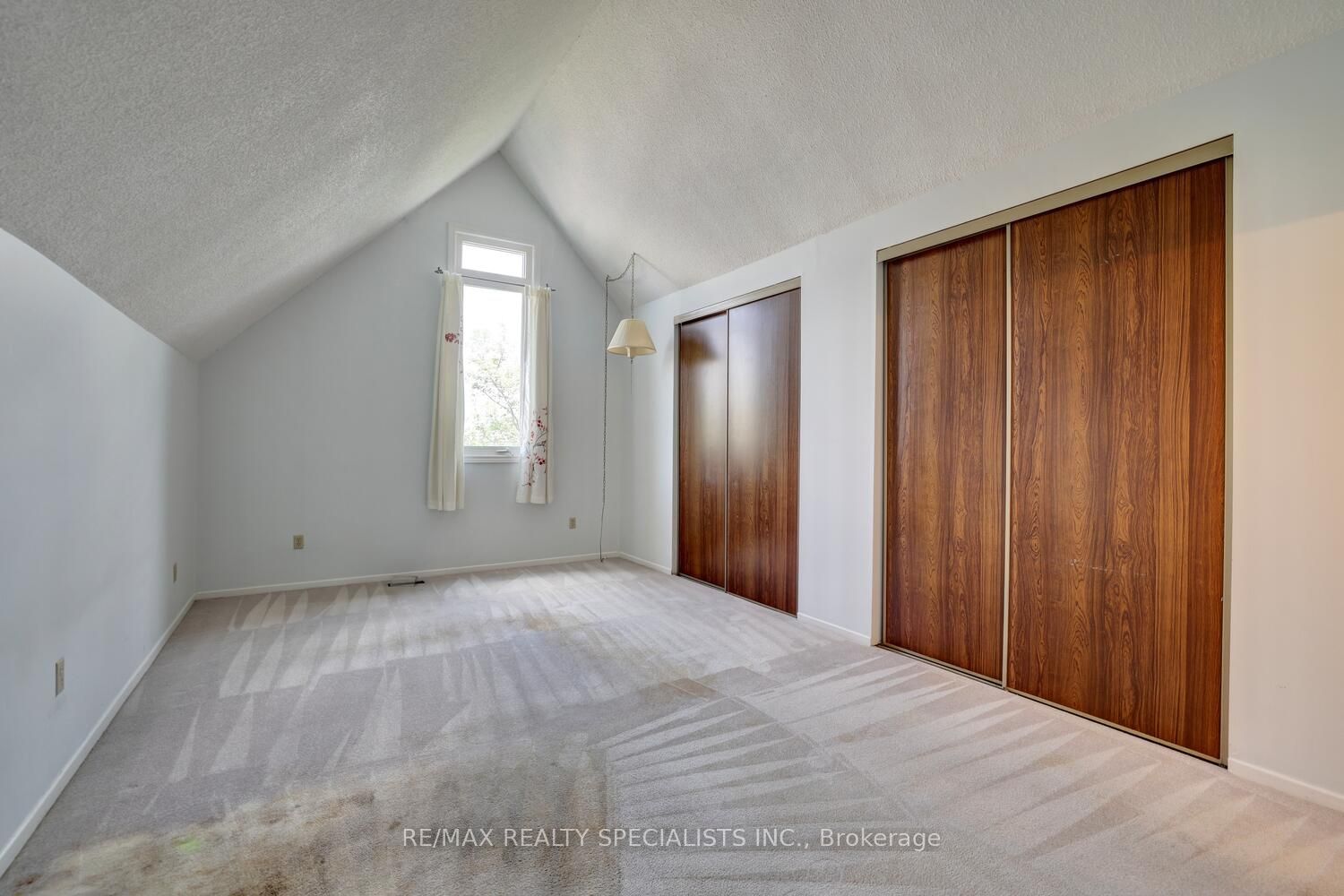 4082 Pheasant Run