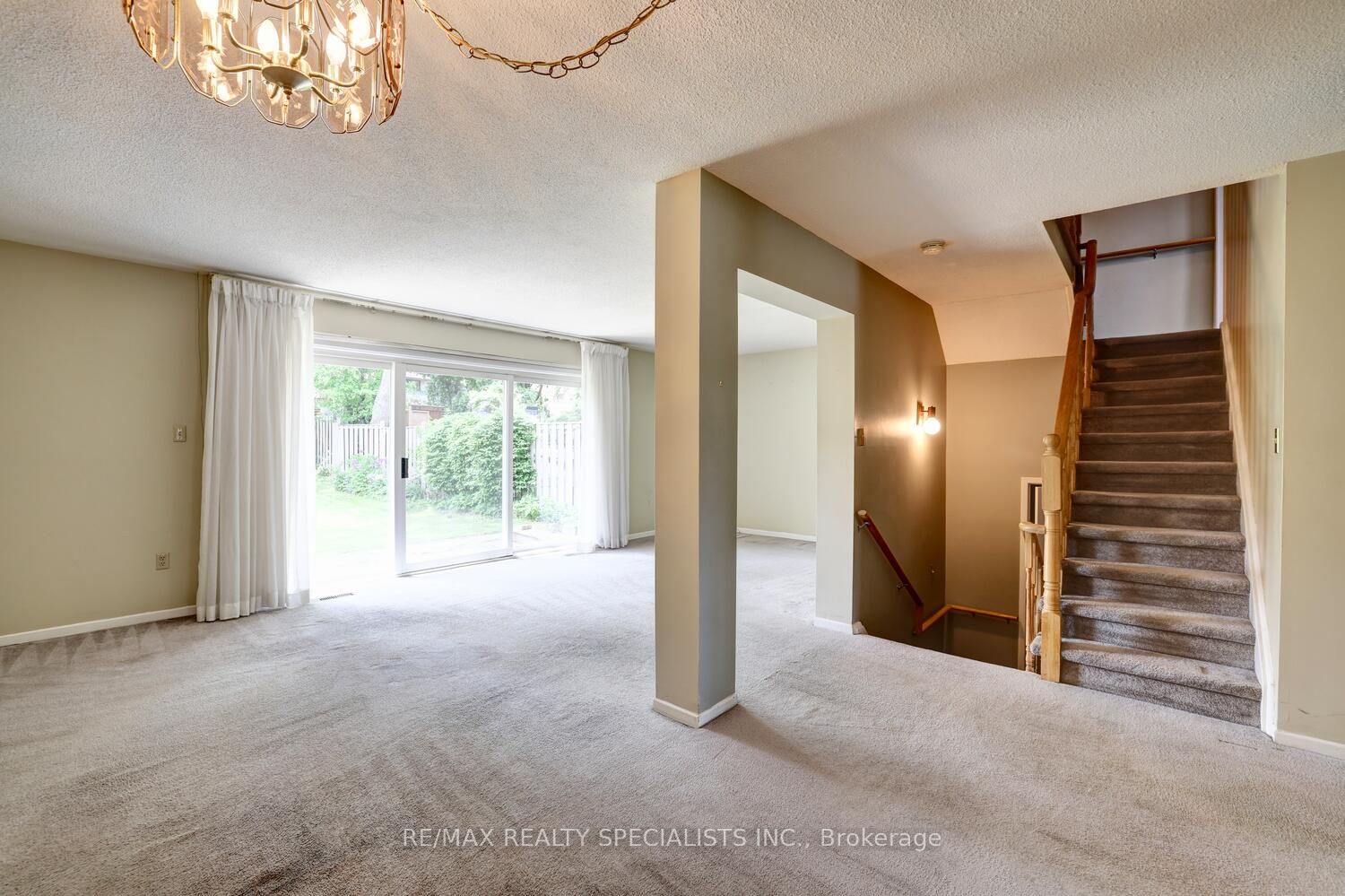 4082 Pheasant Run
