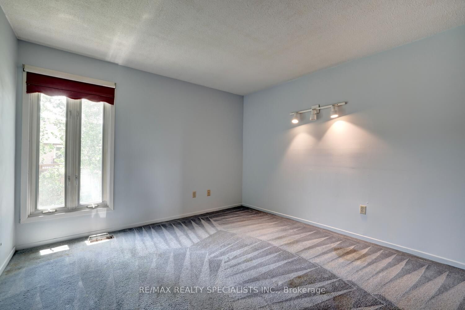 4082 Pheasant Run