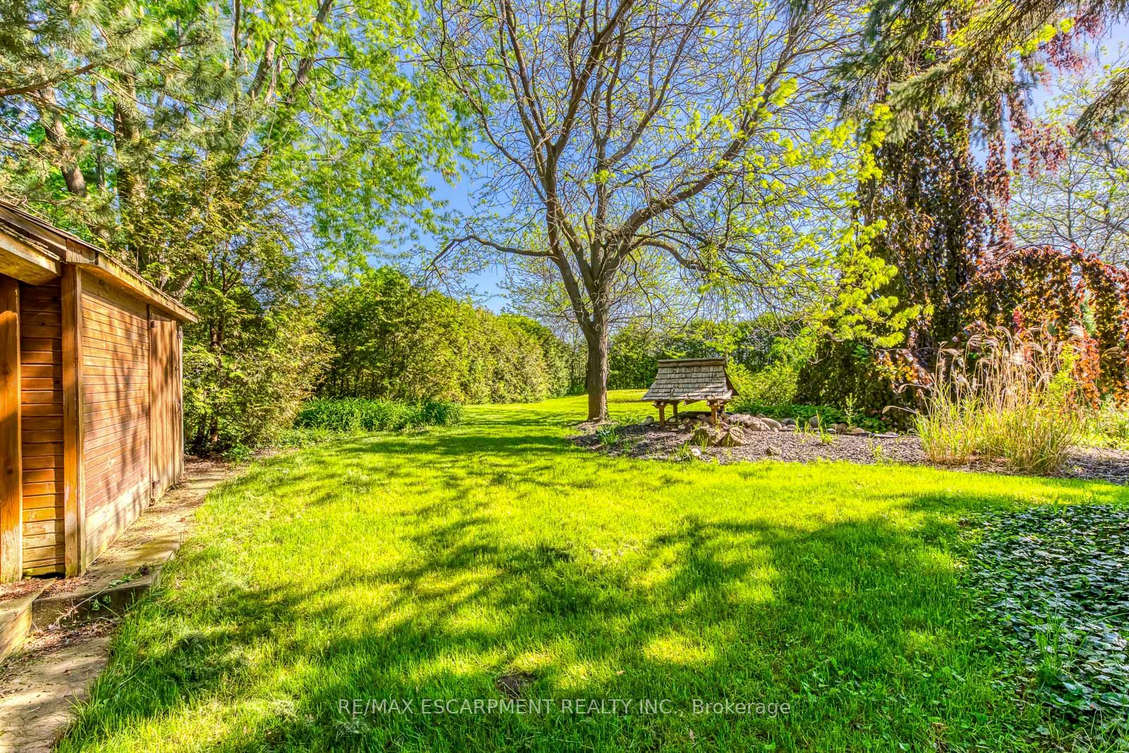341 Acacia Crt