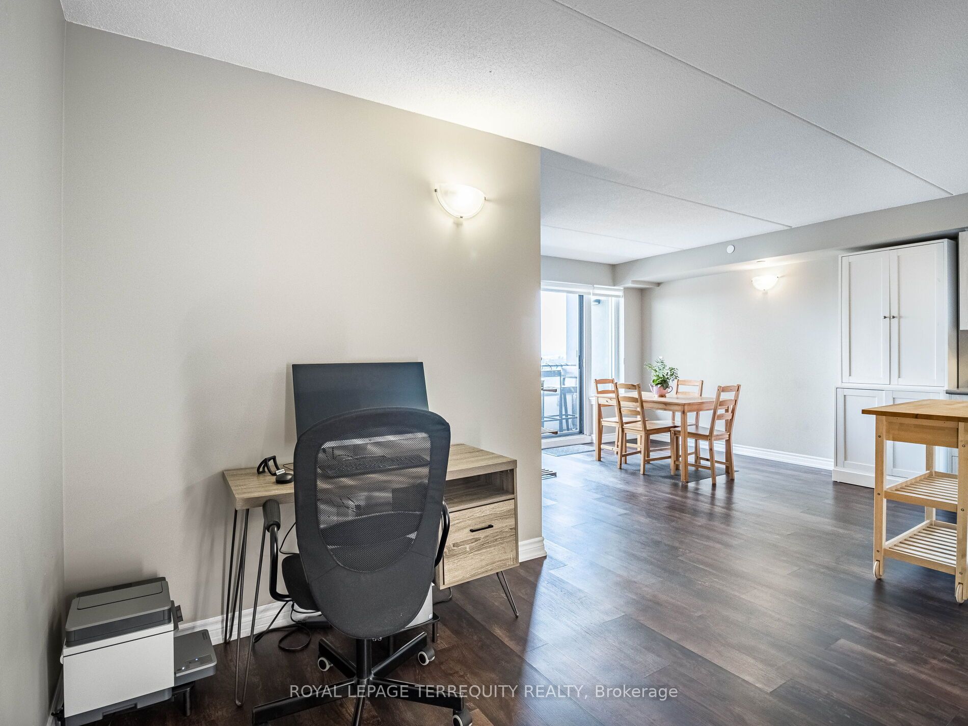 716 Main Street E, #1008