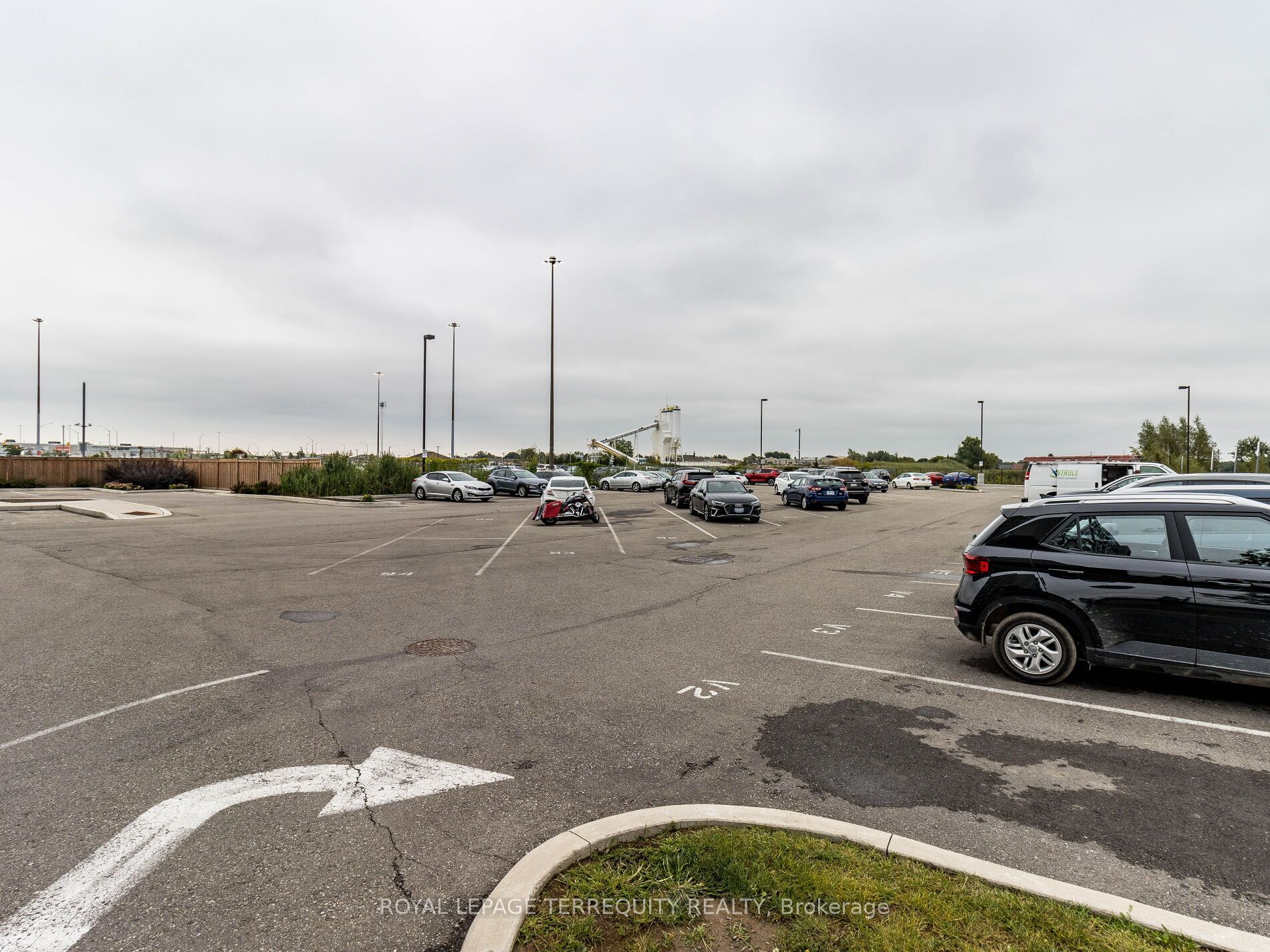 716 Main Street E, #1008
