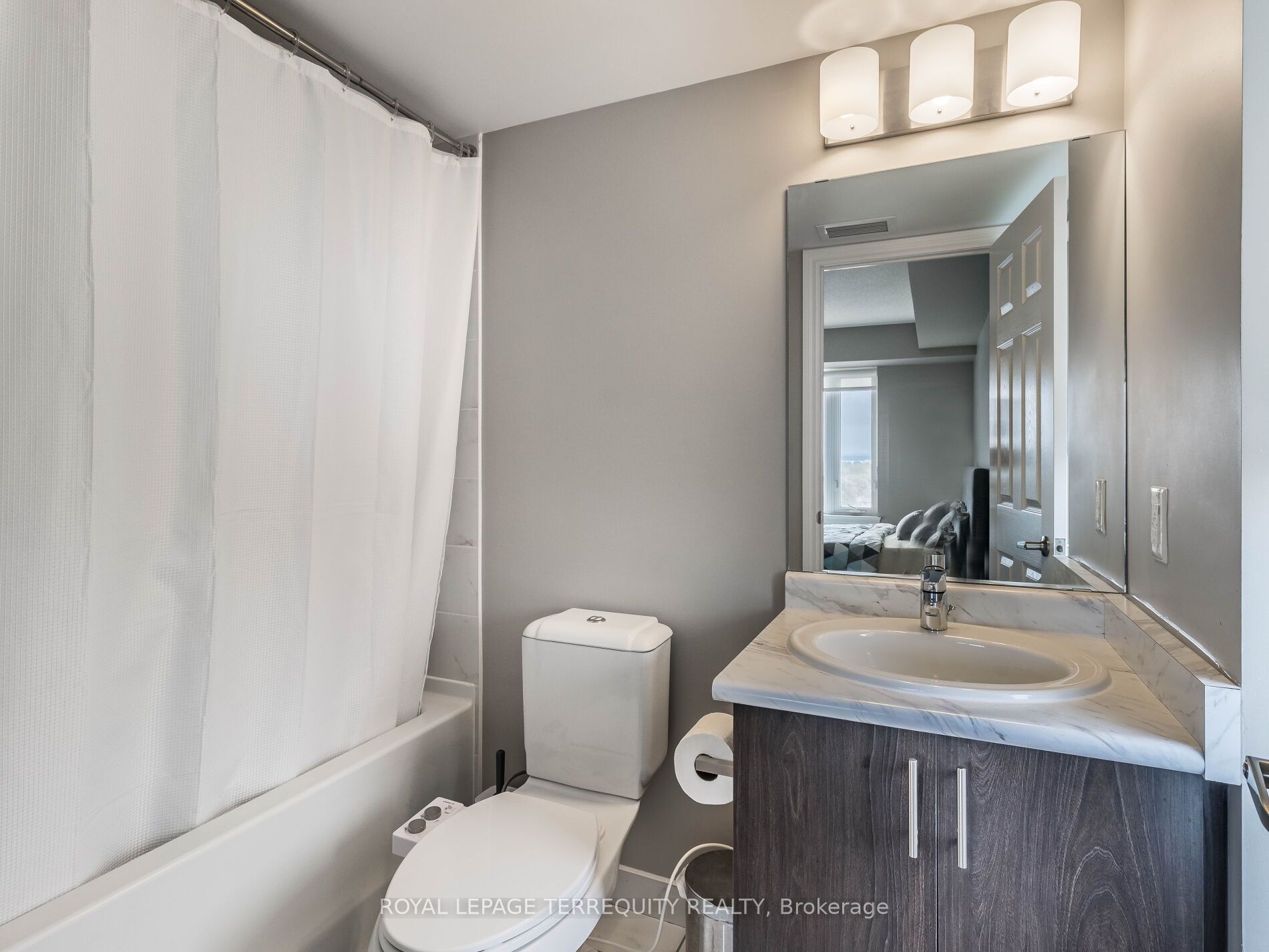 716 Main Street E, #1008
