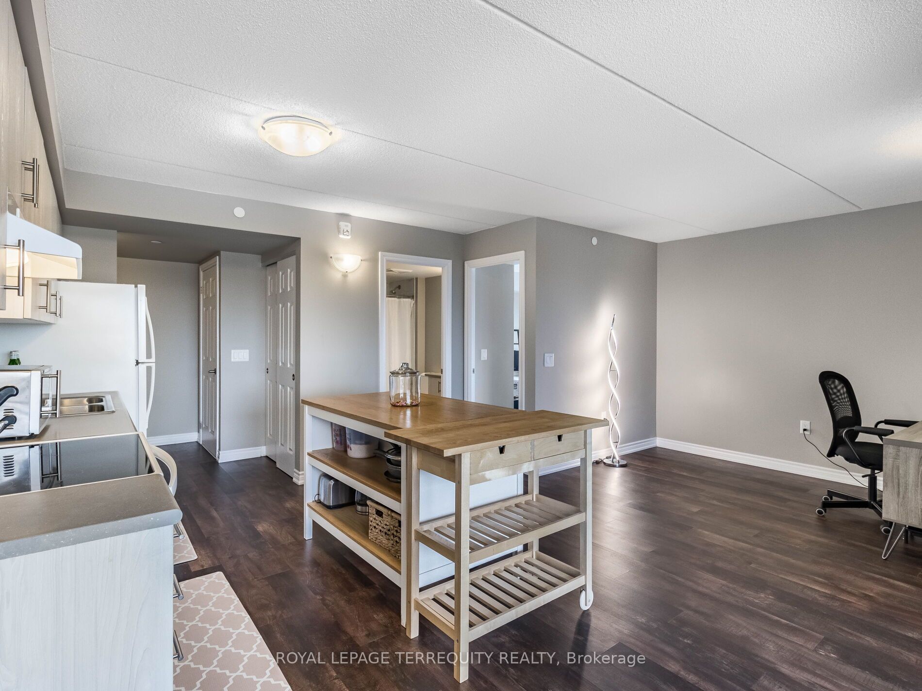 716 Main Street E, #1008