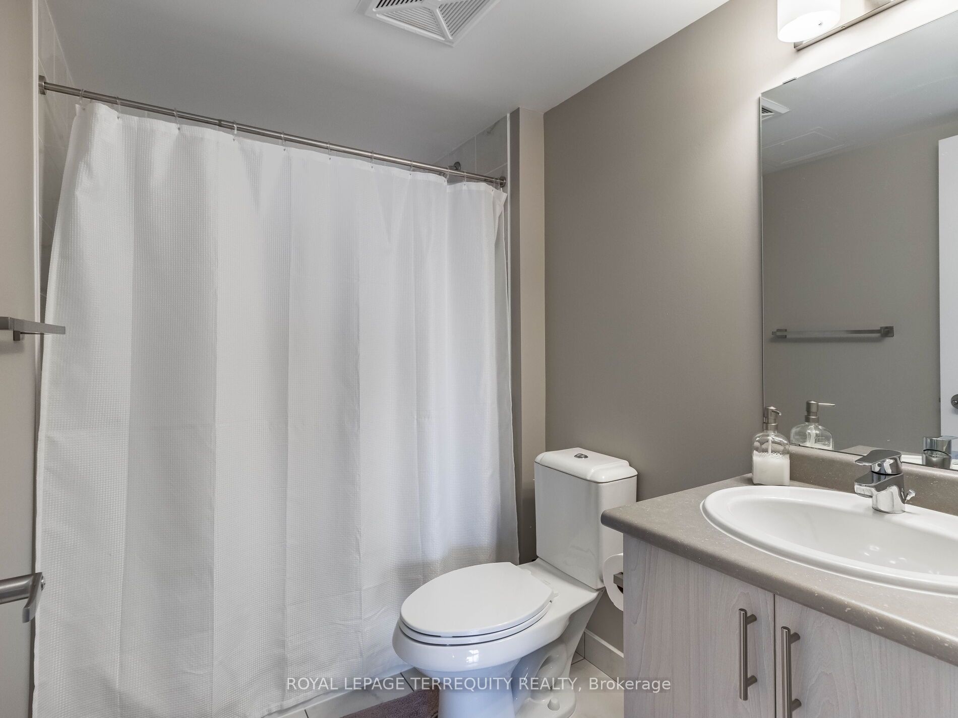 716 Main Street E, #1008