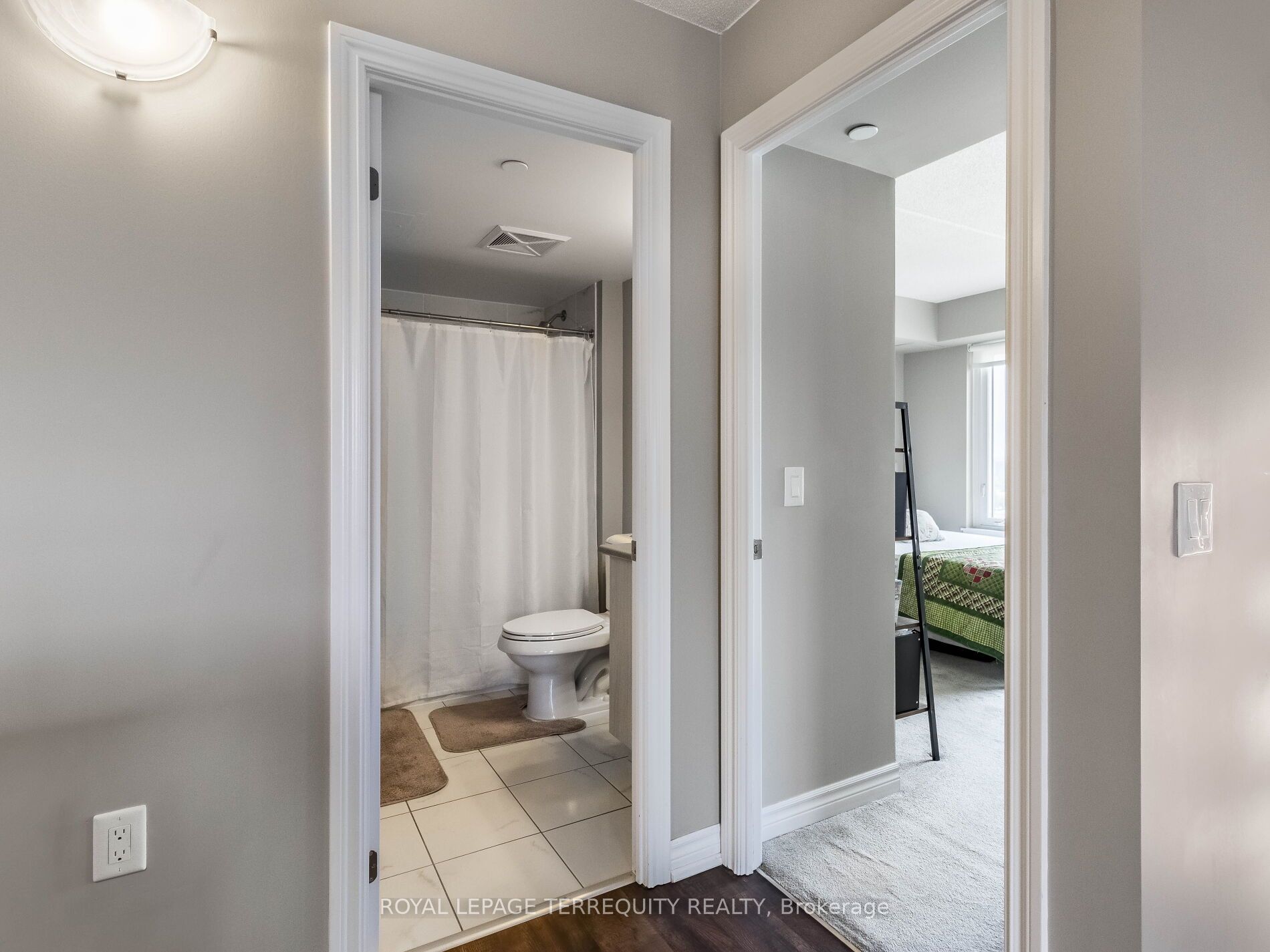 716 Main Street E, #1008