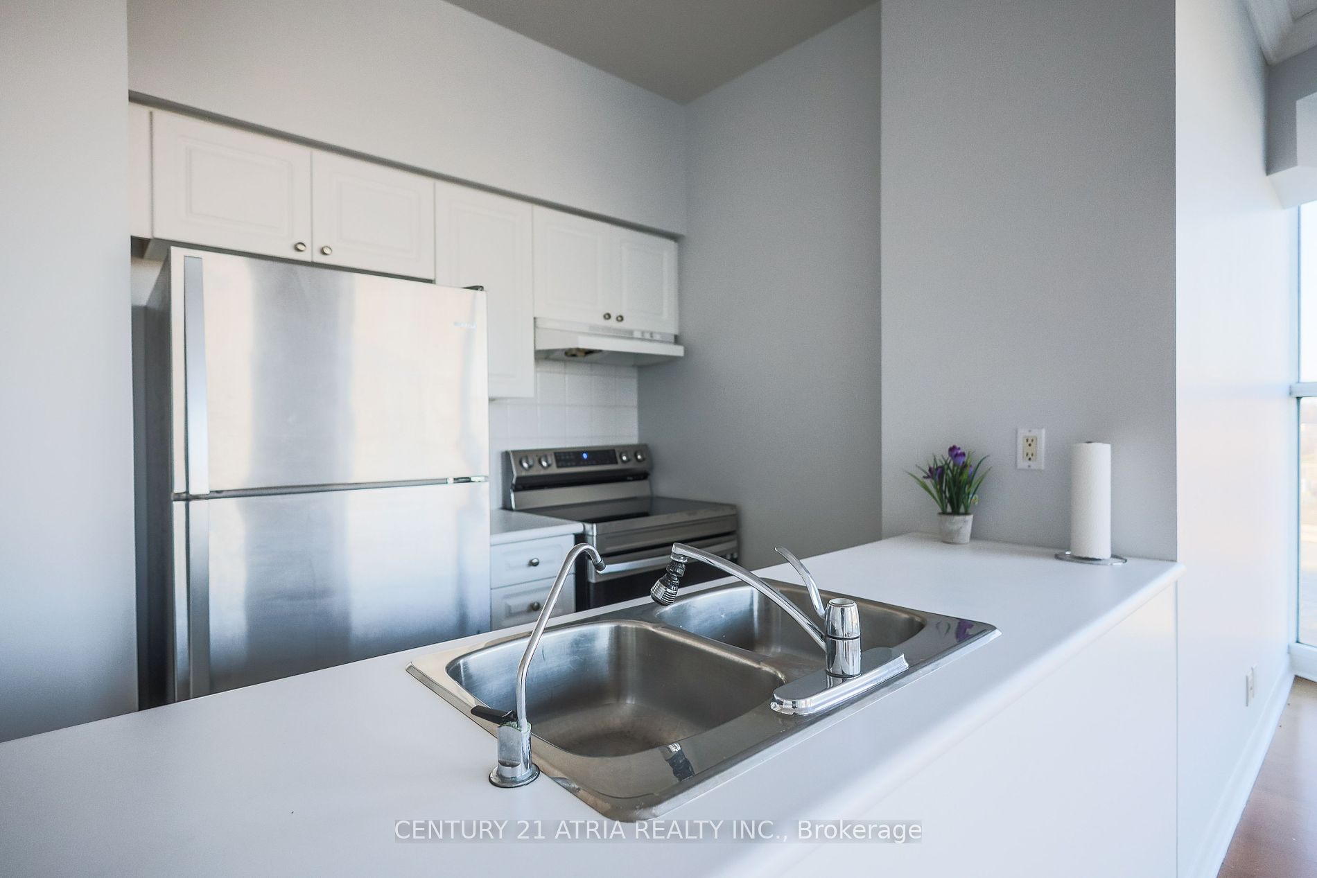 2067 Lake Shore Blvd W, #601