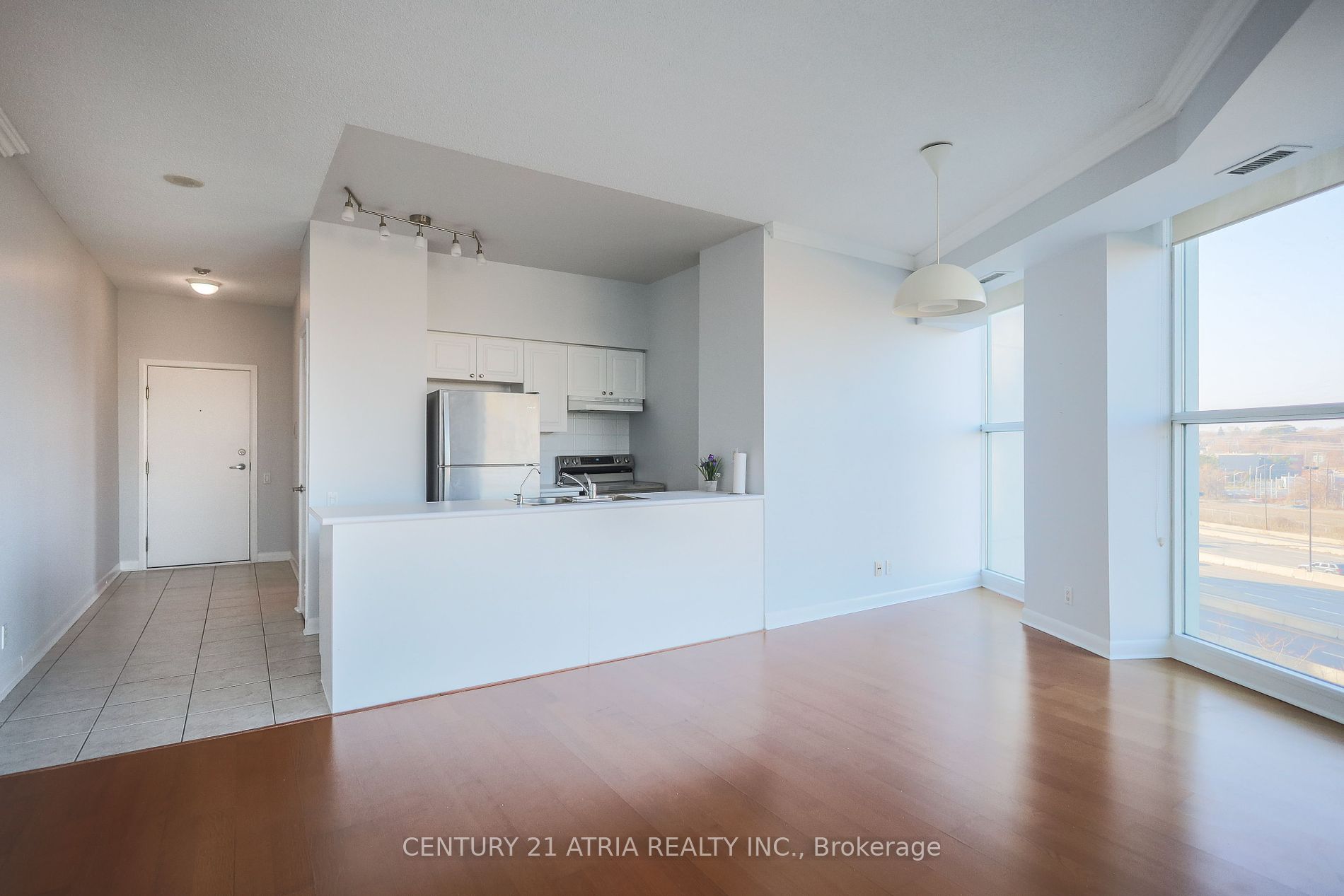 2067 Lake Shore Blvd W, #601