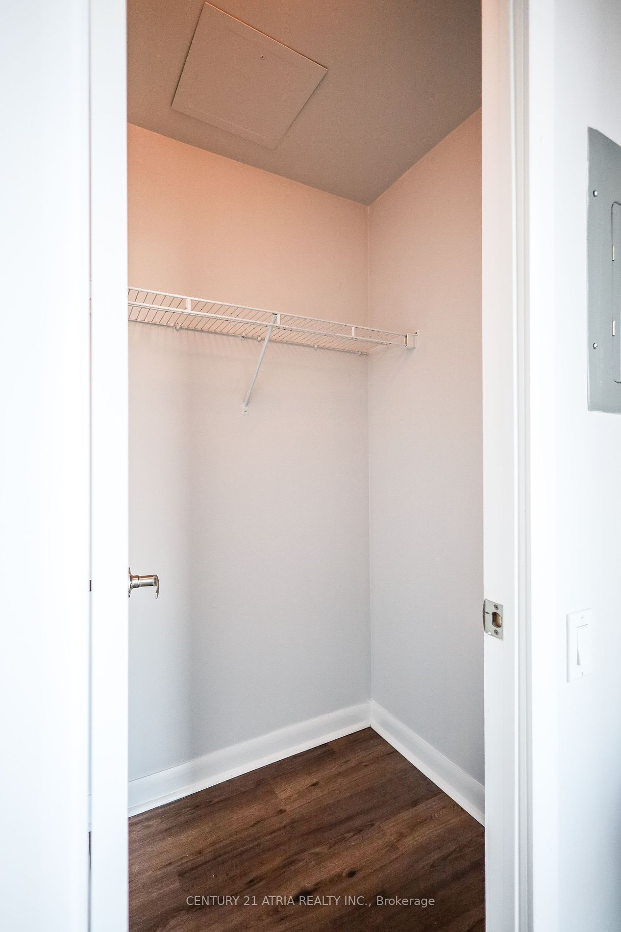 2067 Lake Shore Blvd W, #601