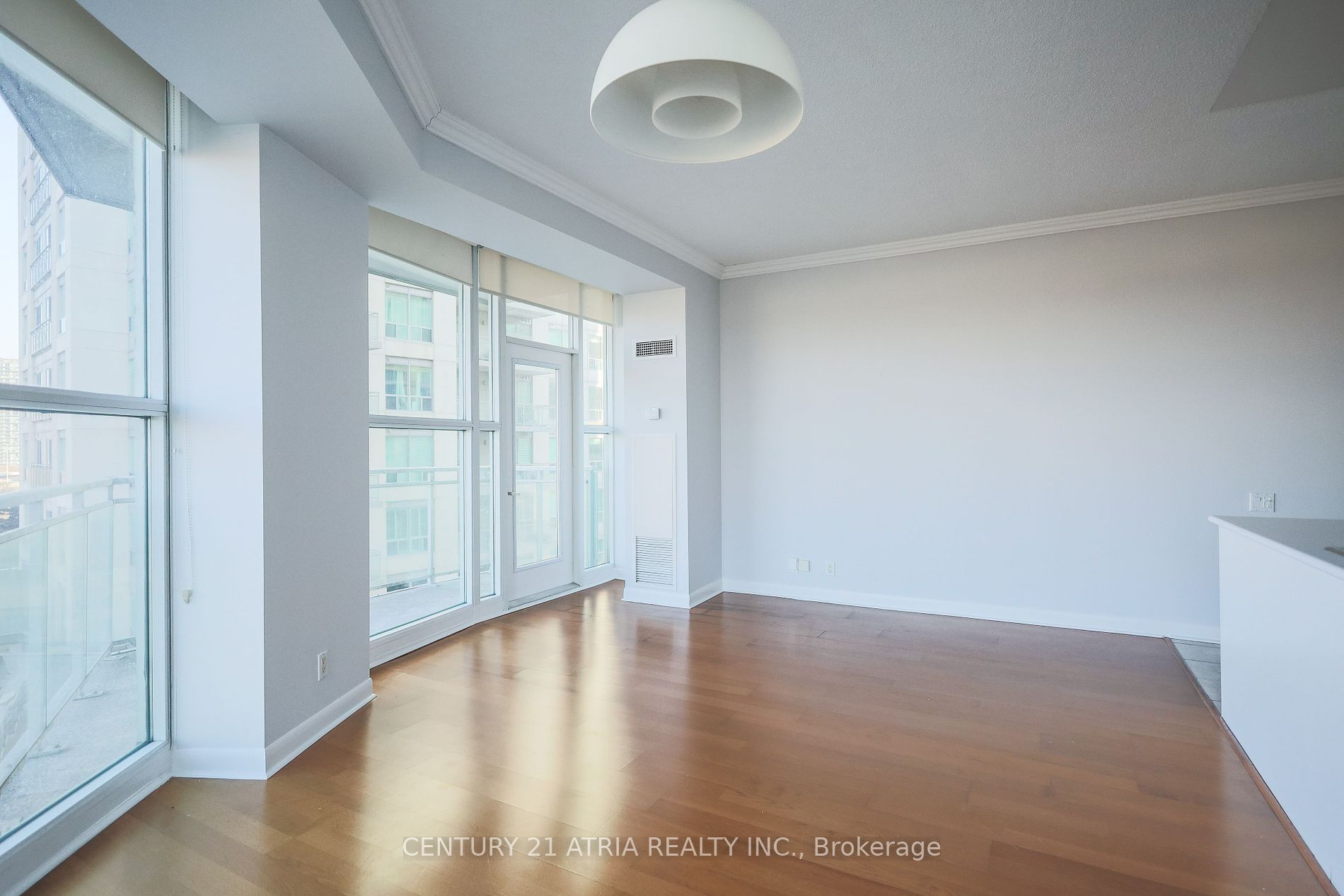 2067 Lake Shore Blvd W, #601