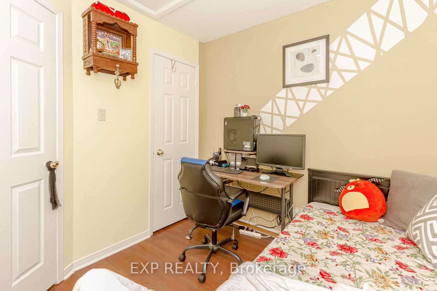 152 Timberlane Drive N