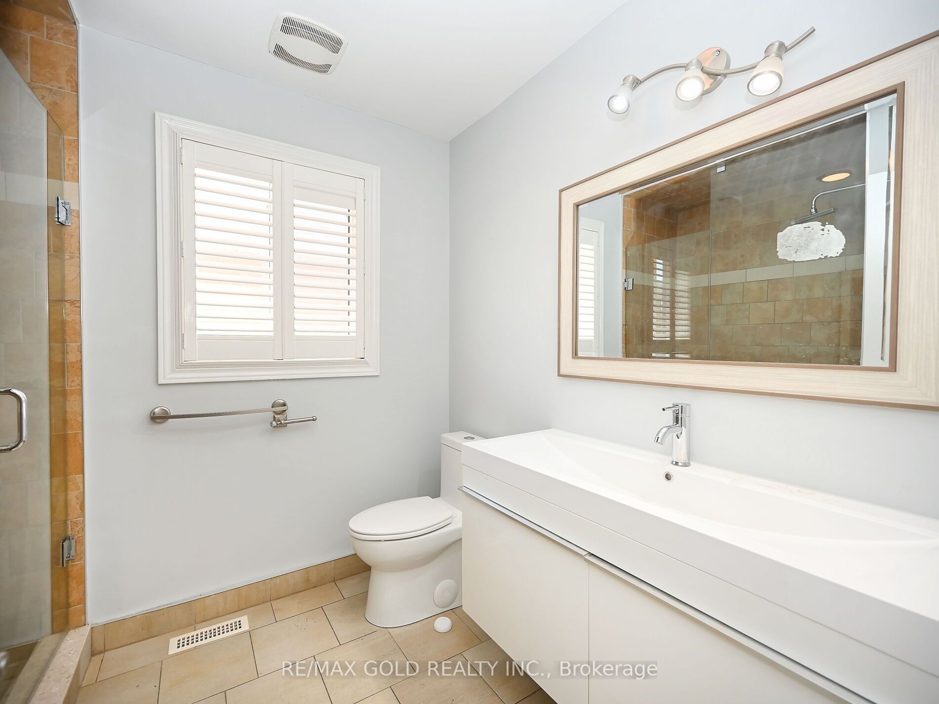6 Oatfield Road