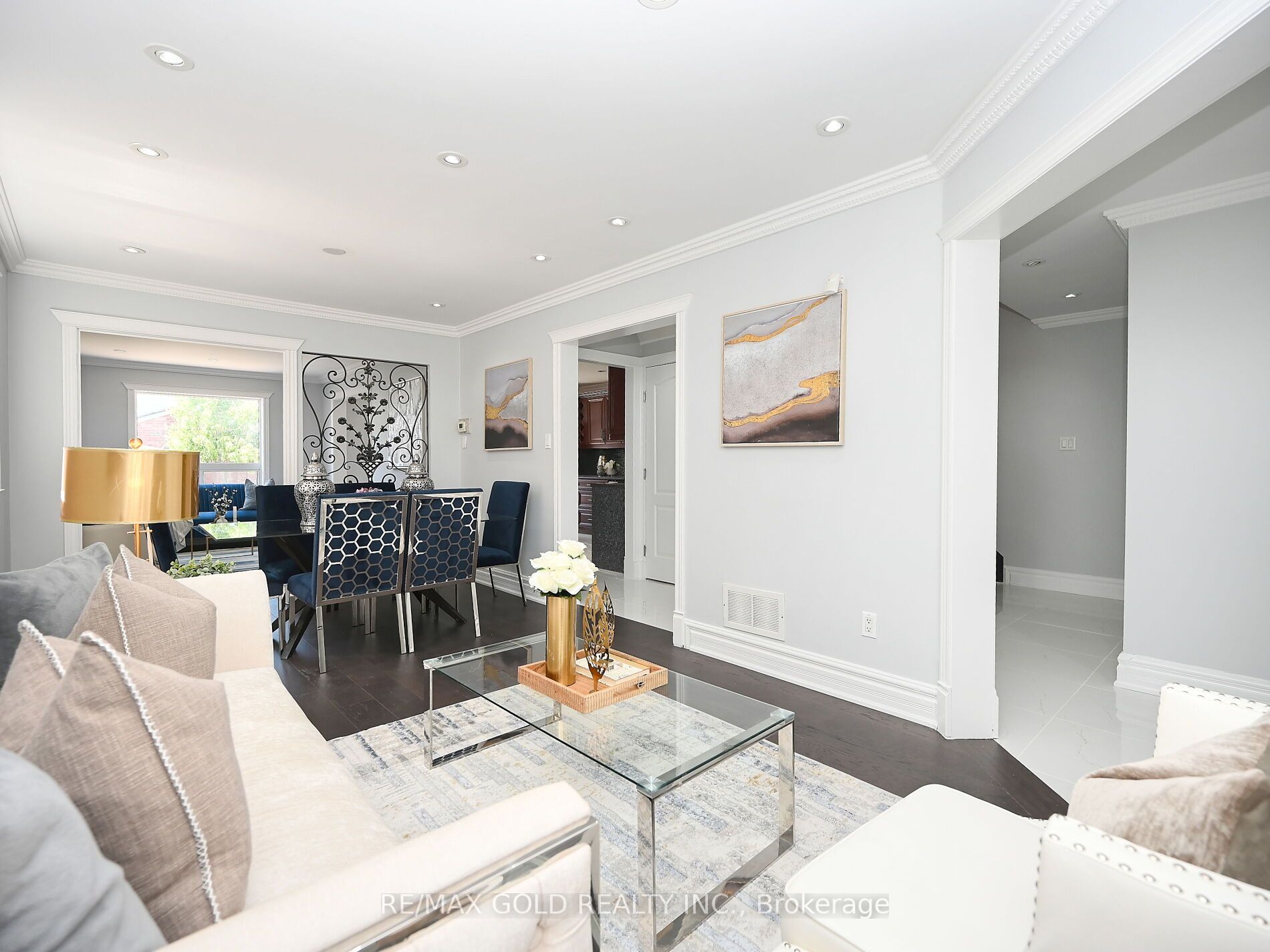 6 Oatfield Road