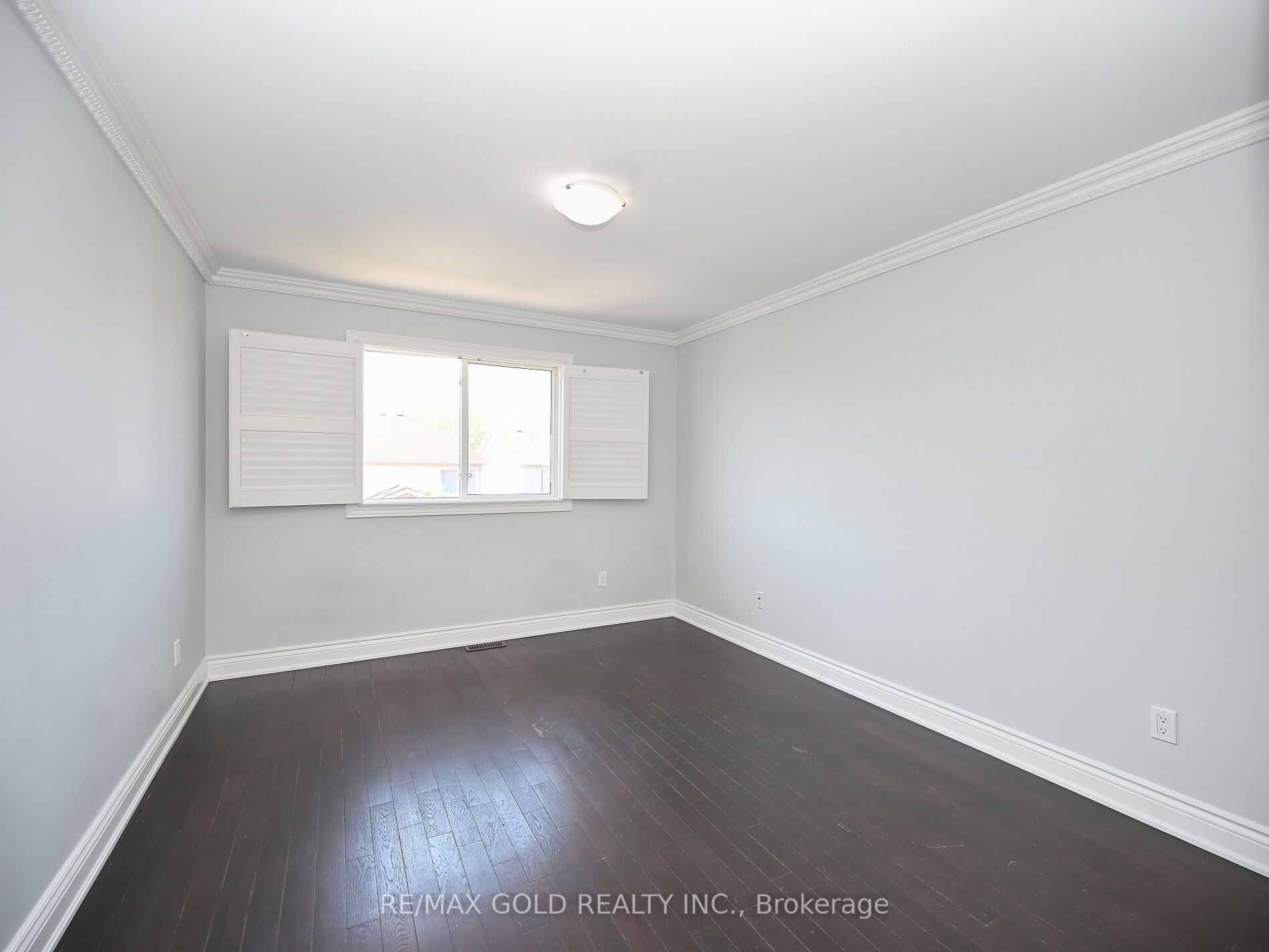 6 Oatfield Road