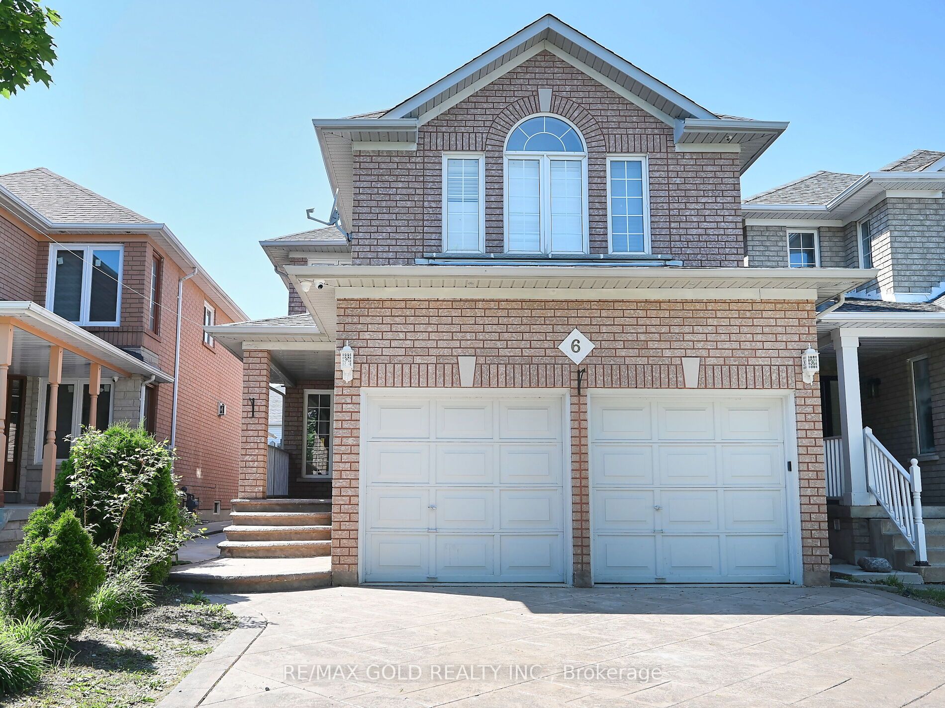 6 Oatfield Road