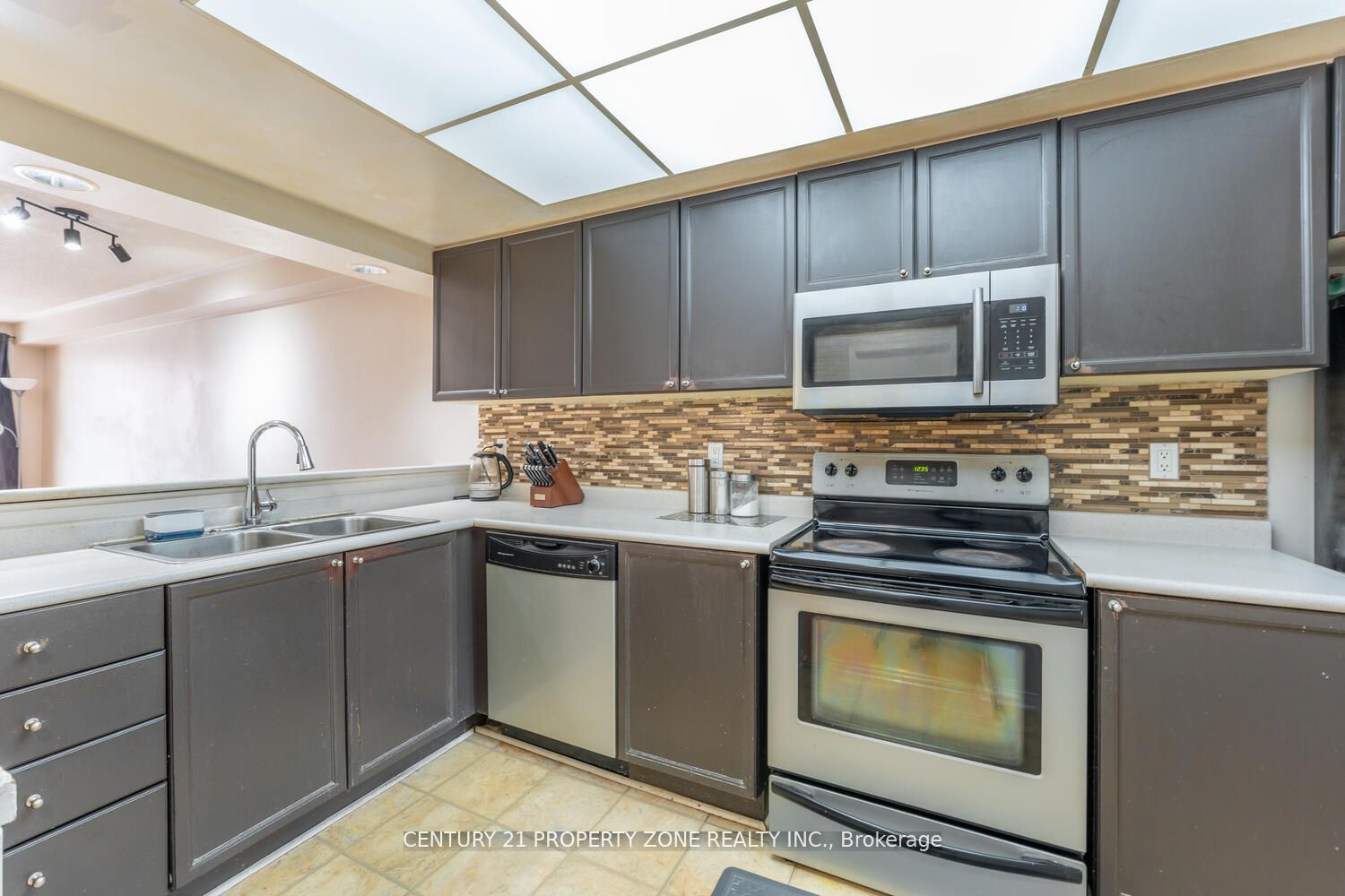 85 Bristol Rd E, #139