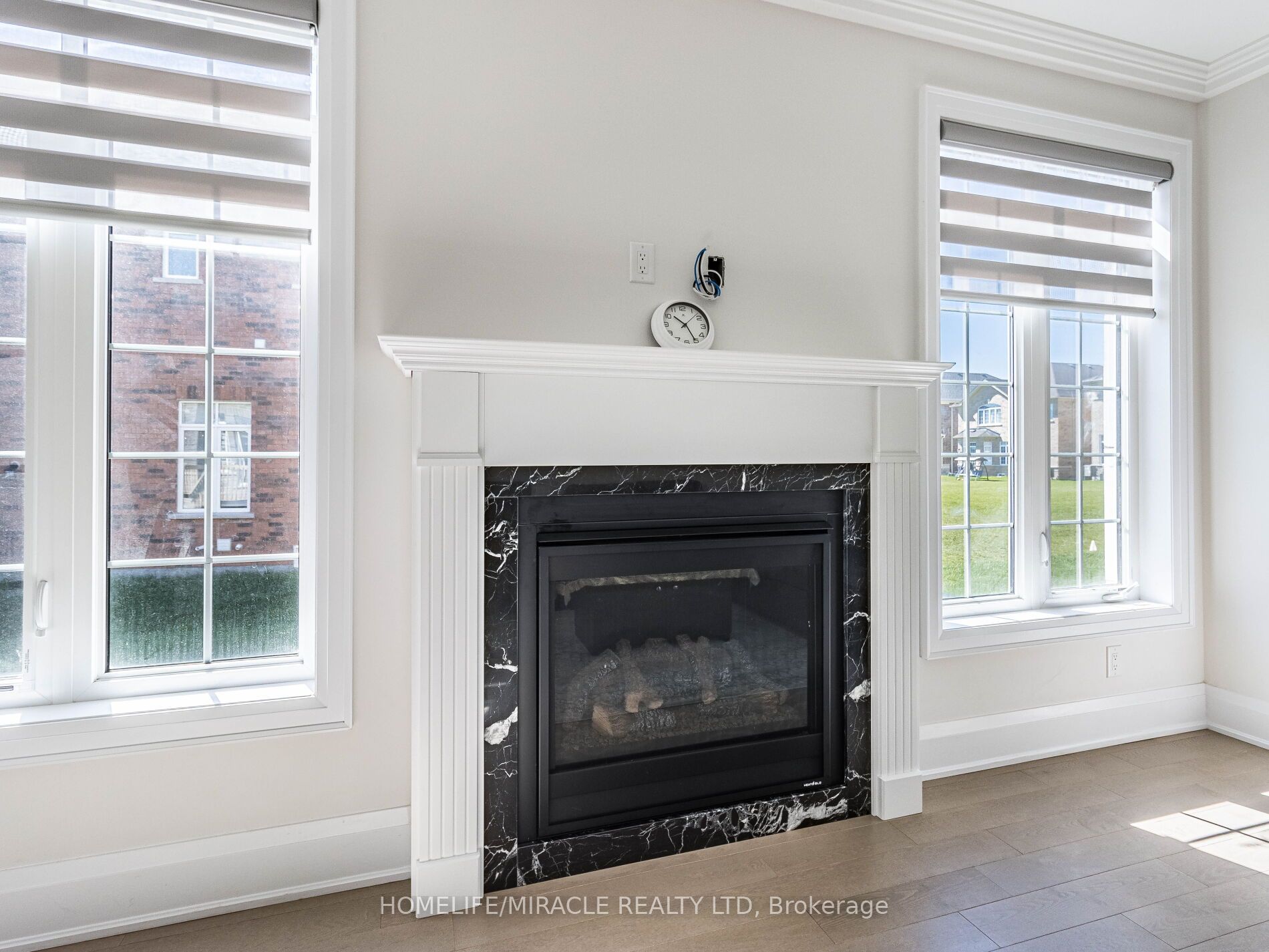 34 Rosewell Crescent