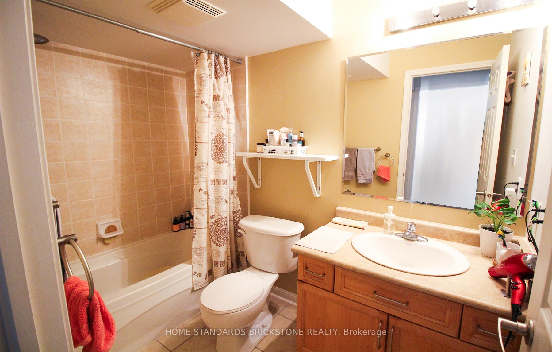 642 Shoreline Drive #1