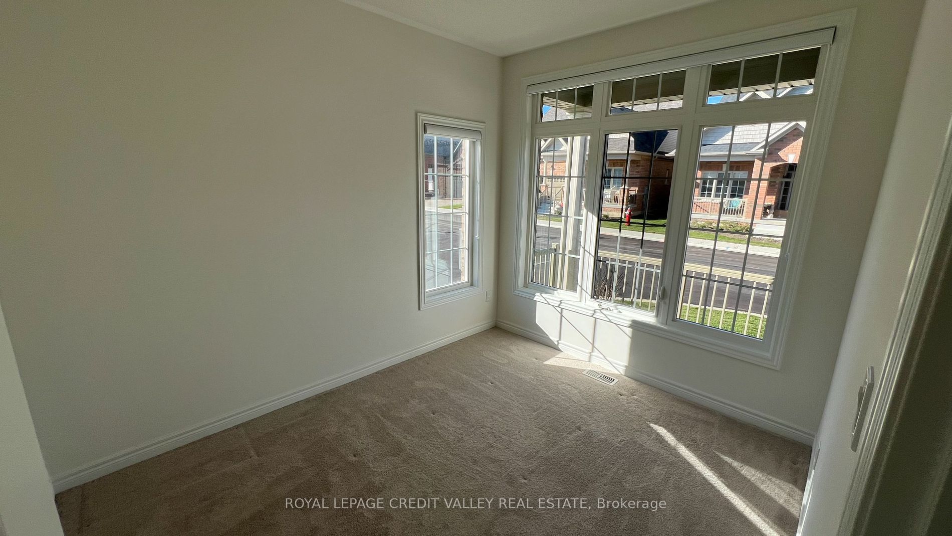 10 Abelia Street, #6