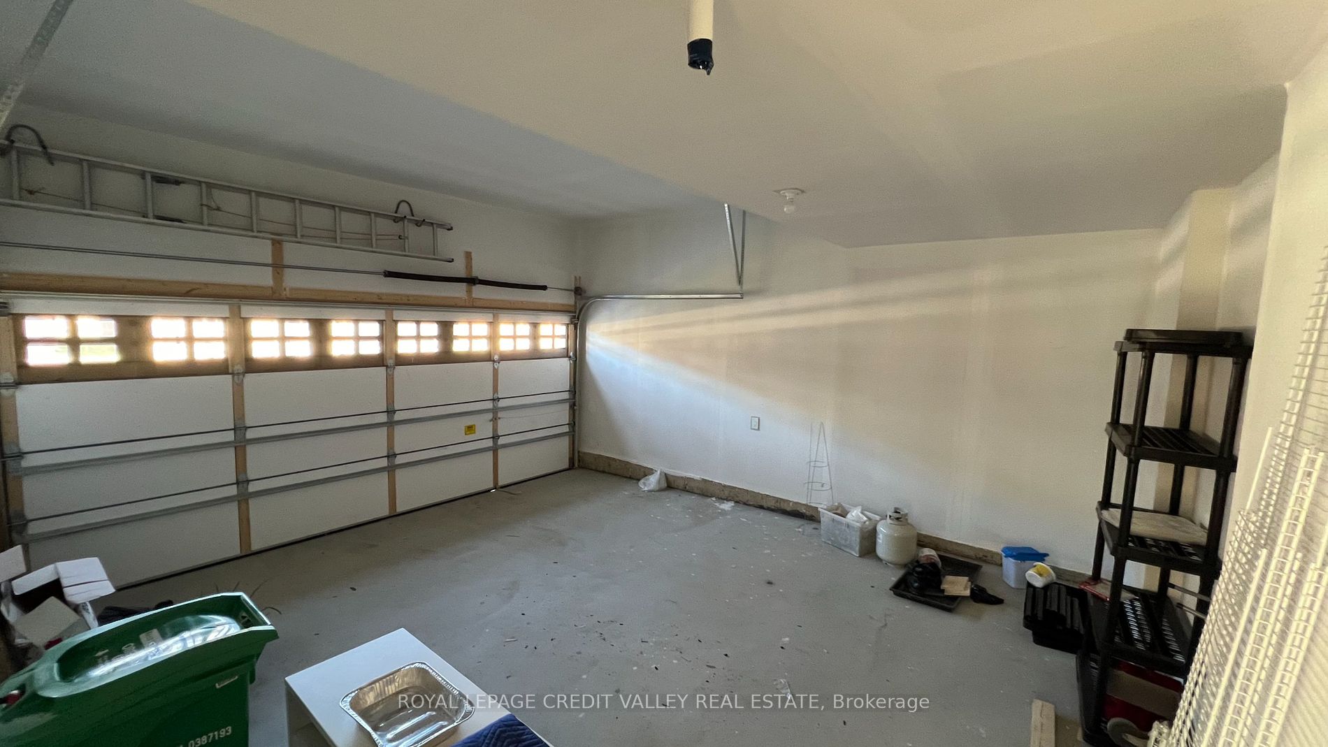10 Abelia Street, #6