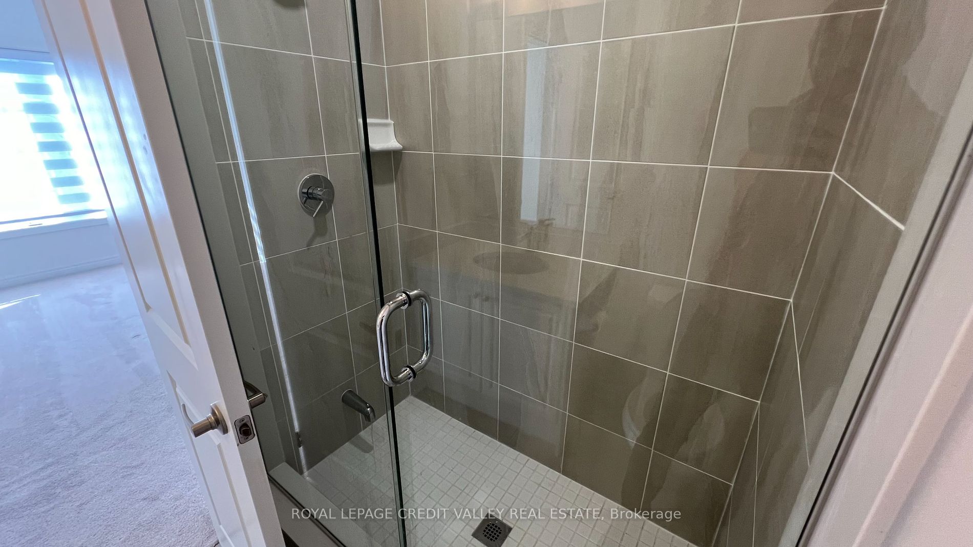 10 Abelia Street, #6