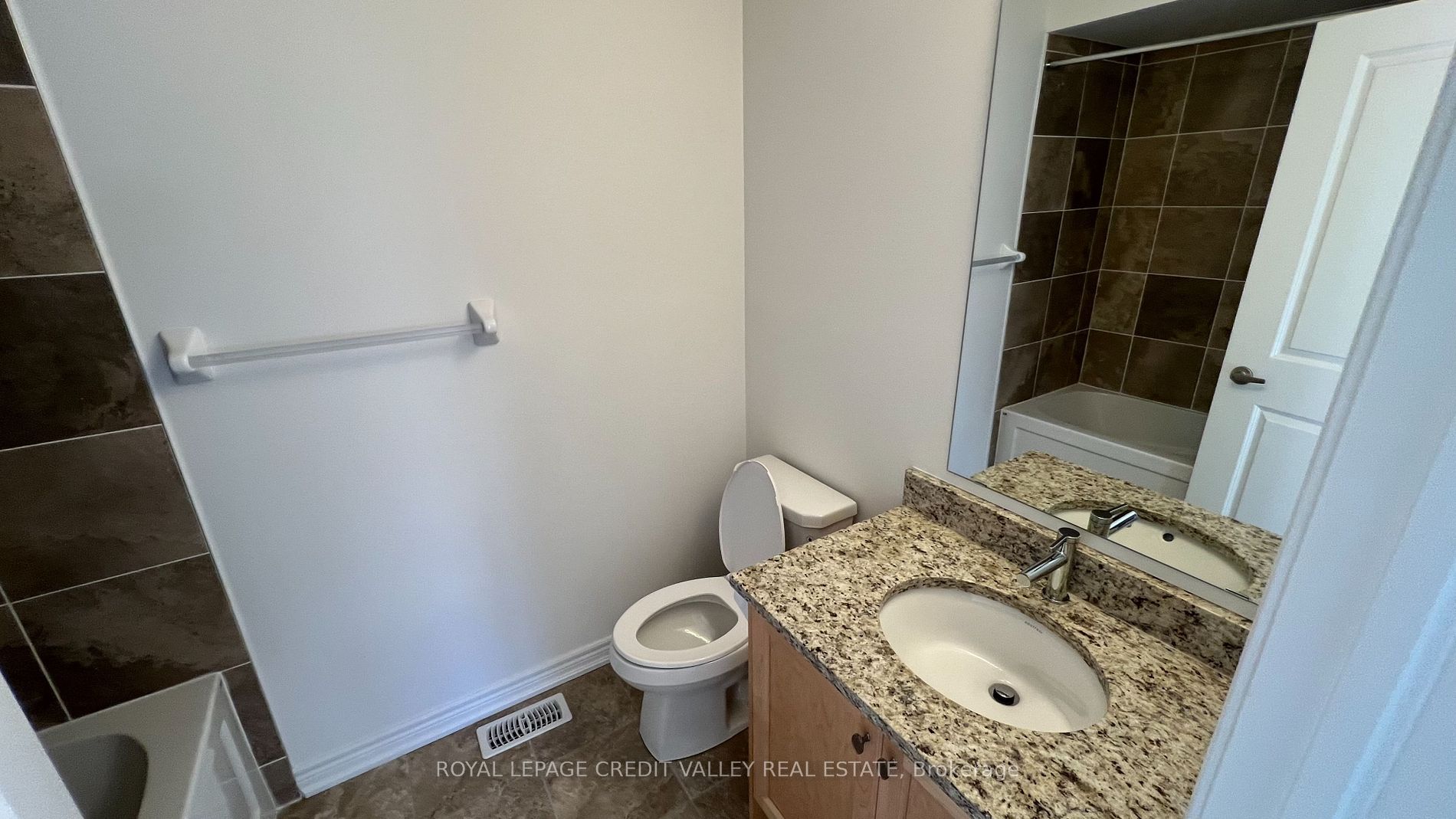 10 Abelia Street, #6