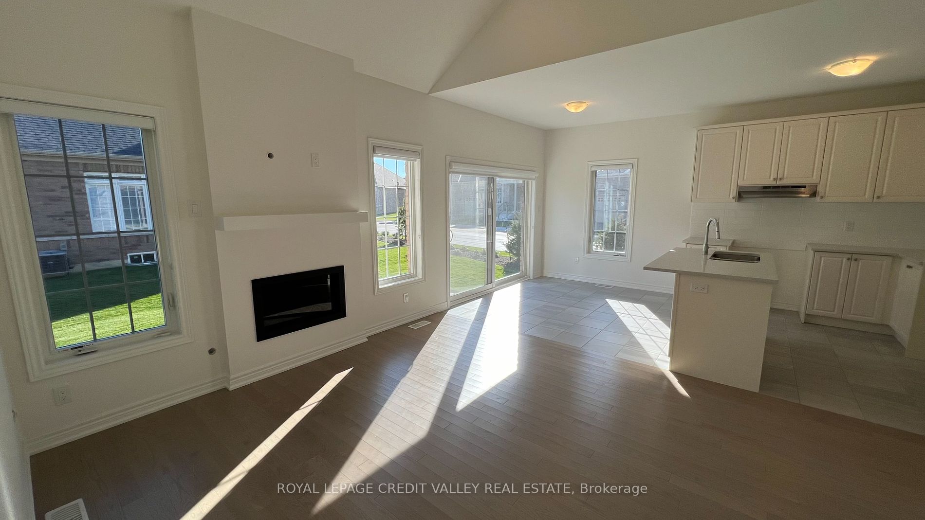 10 Abelia Street, #6