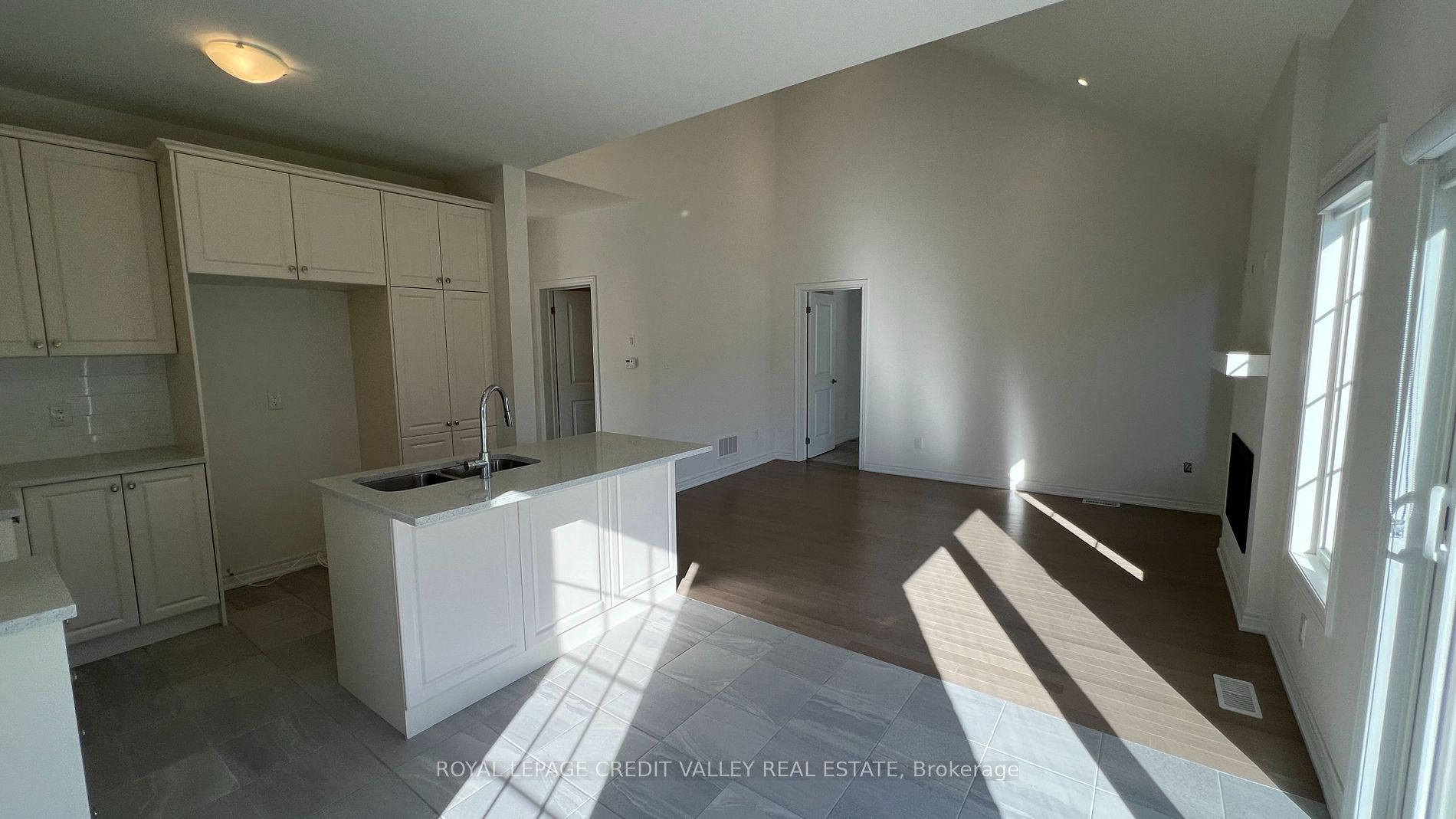 10 Abelia Street, #6