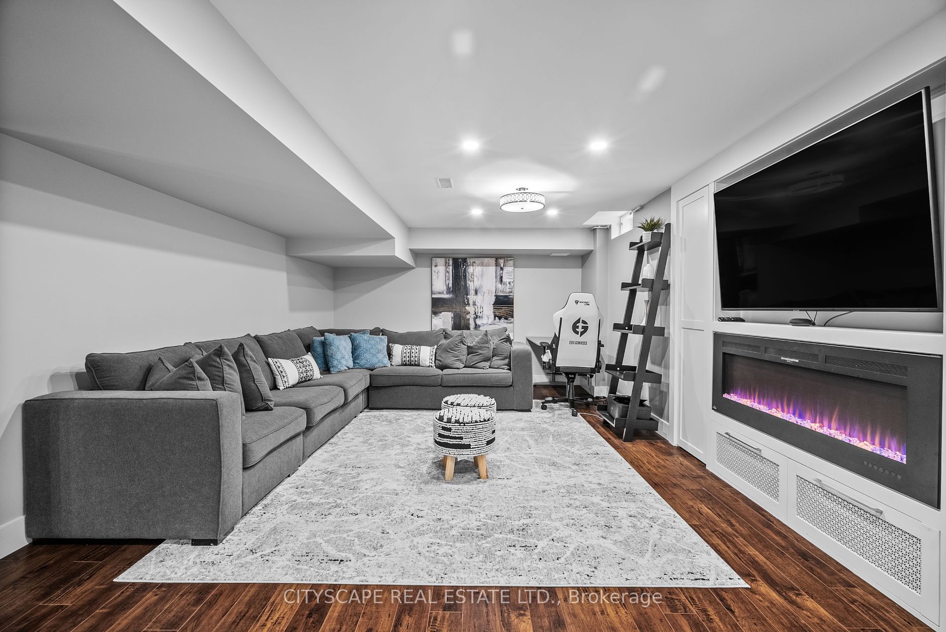 46 Gollop Cres