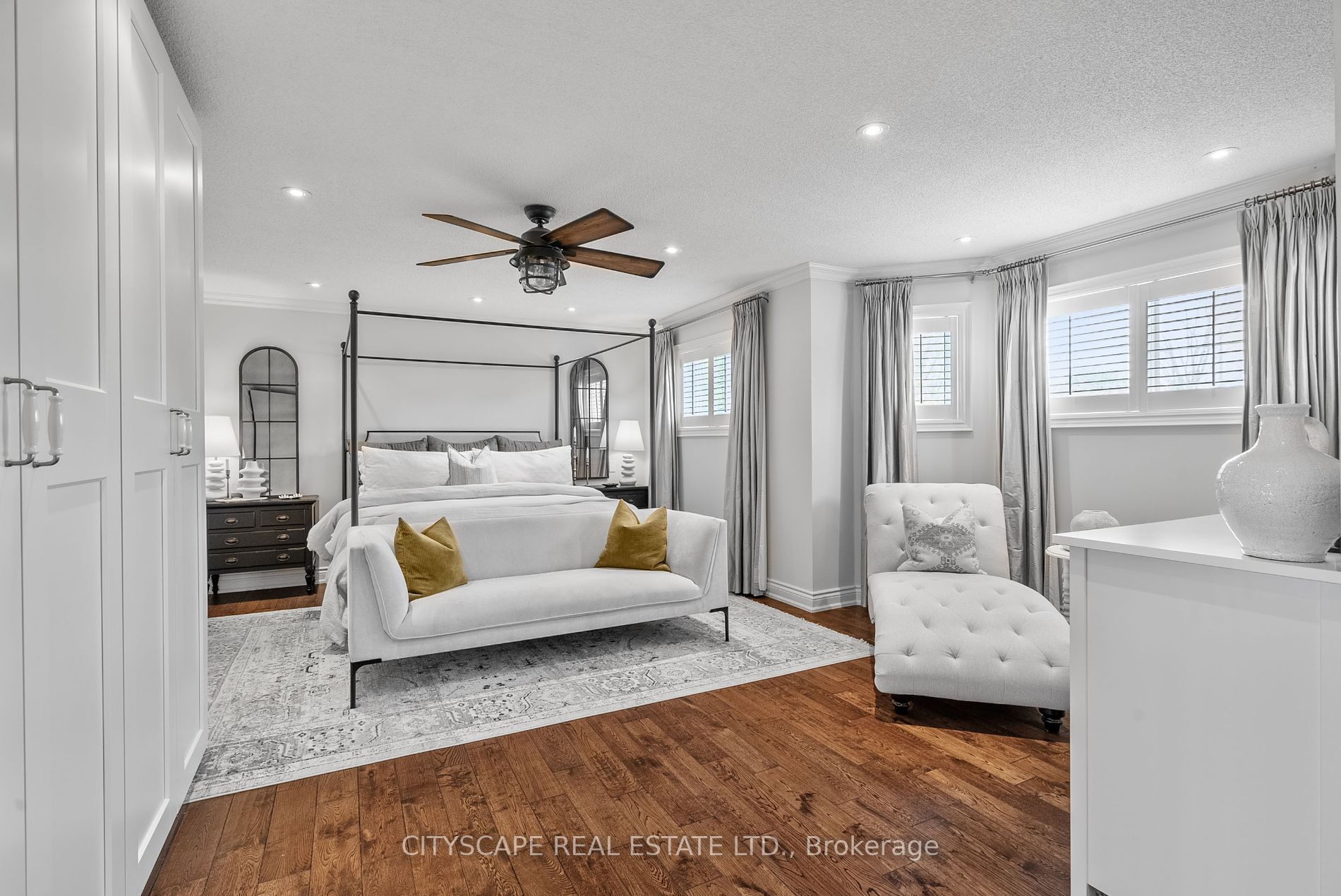 46 Gollop Cres